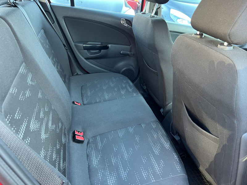 Opel Corsa 1,2 Benzin 5 Türig — photo 8