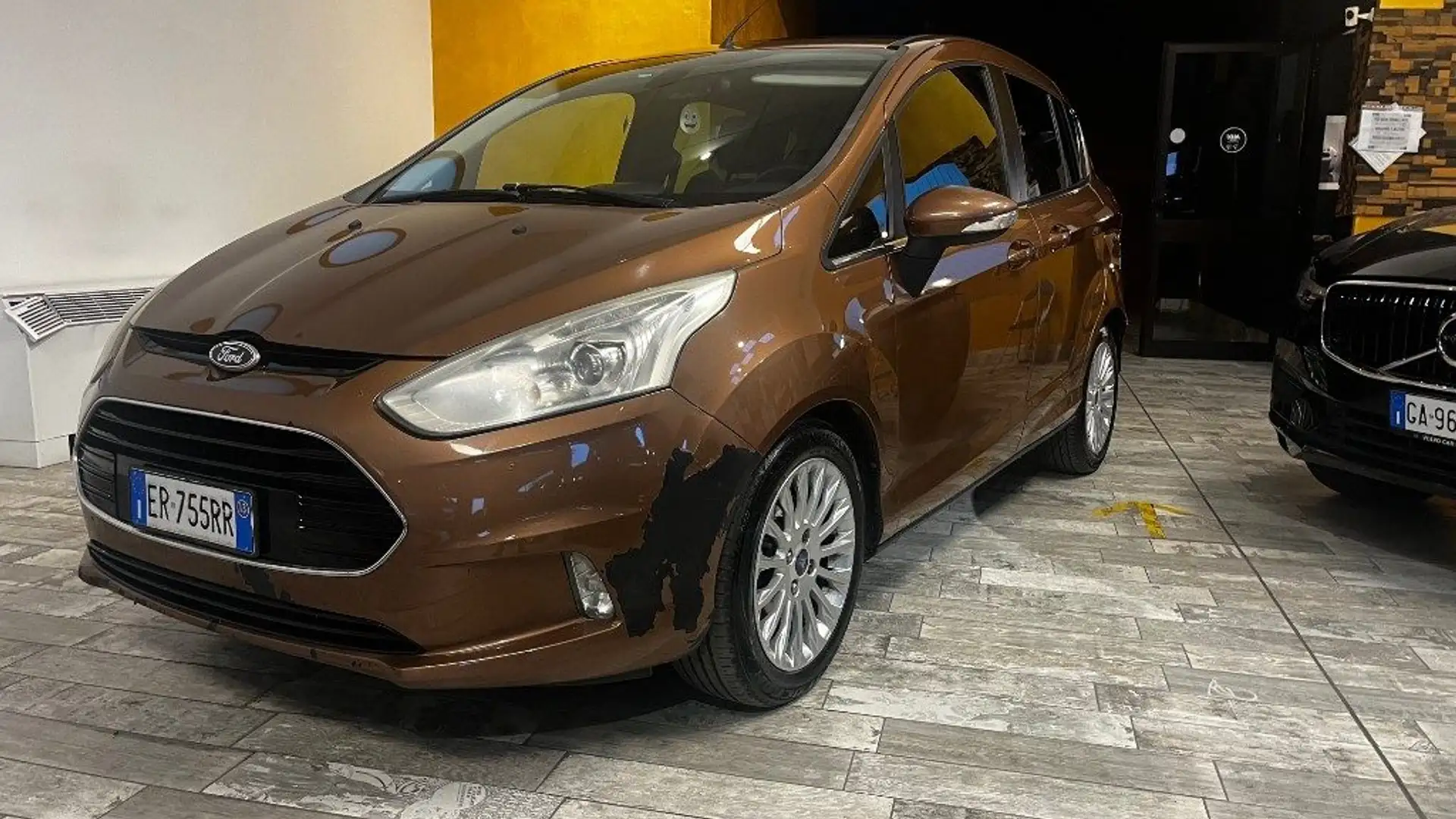 Ford B-Max 1.6 TDCi 95 CV- con danni di carrozzeria Maro - 1