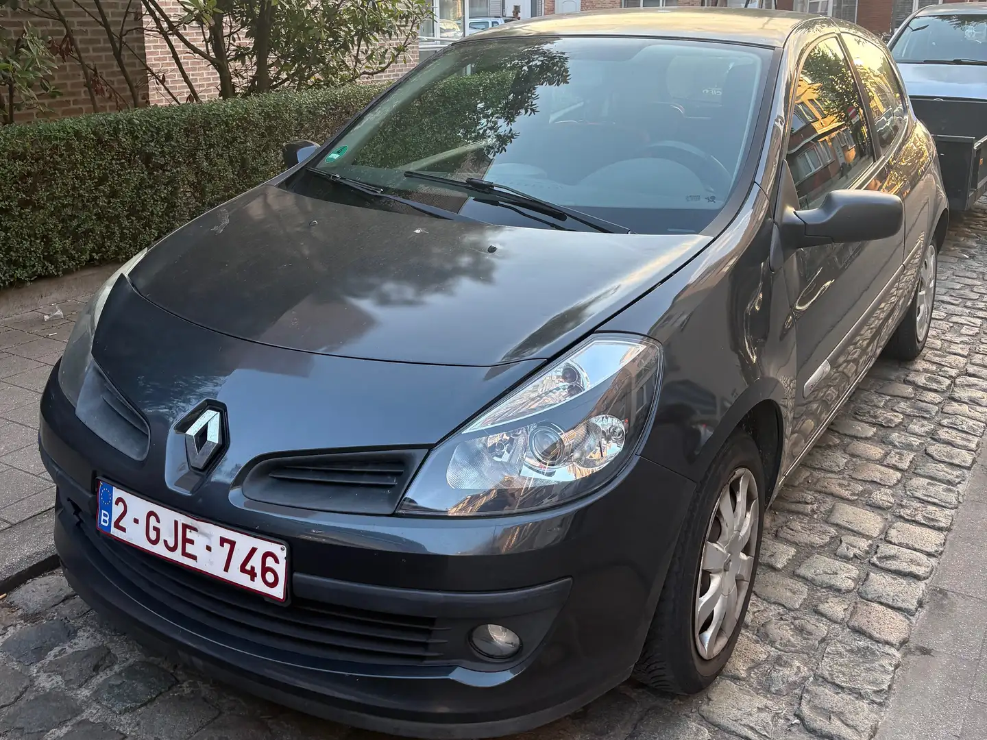 Renault Clio Clio 1.2 16V Ripcurl Zwart - 1