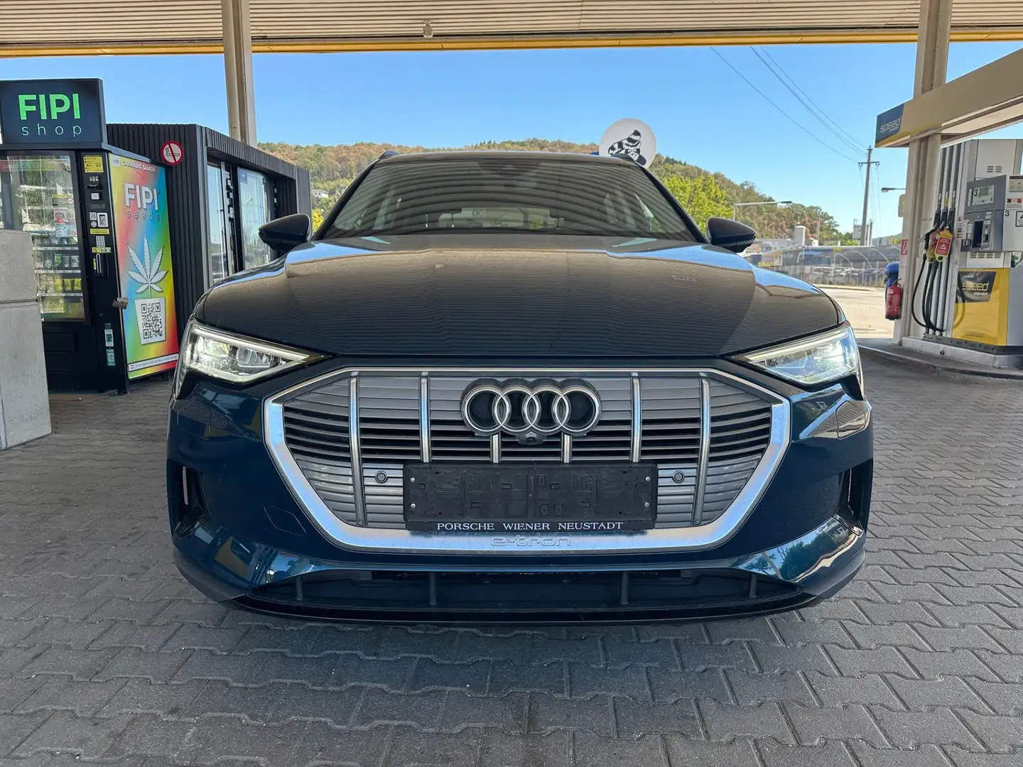 Audi e-tron SB 55 quattro 95kWh Matrix-AHK-ACC Blau - 2