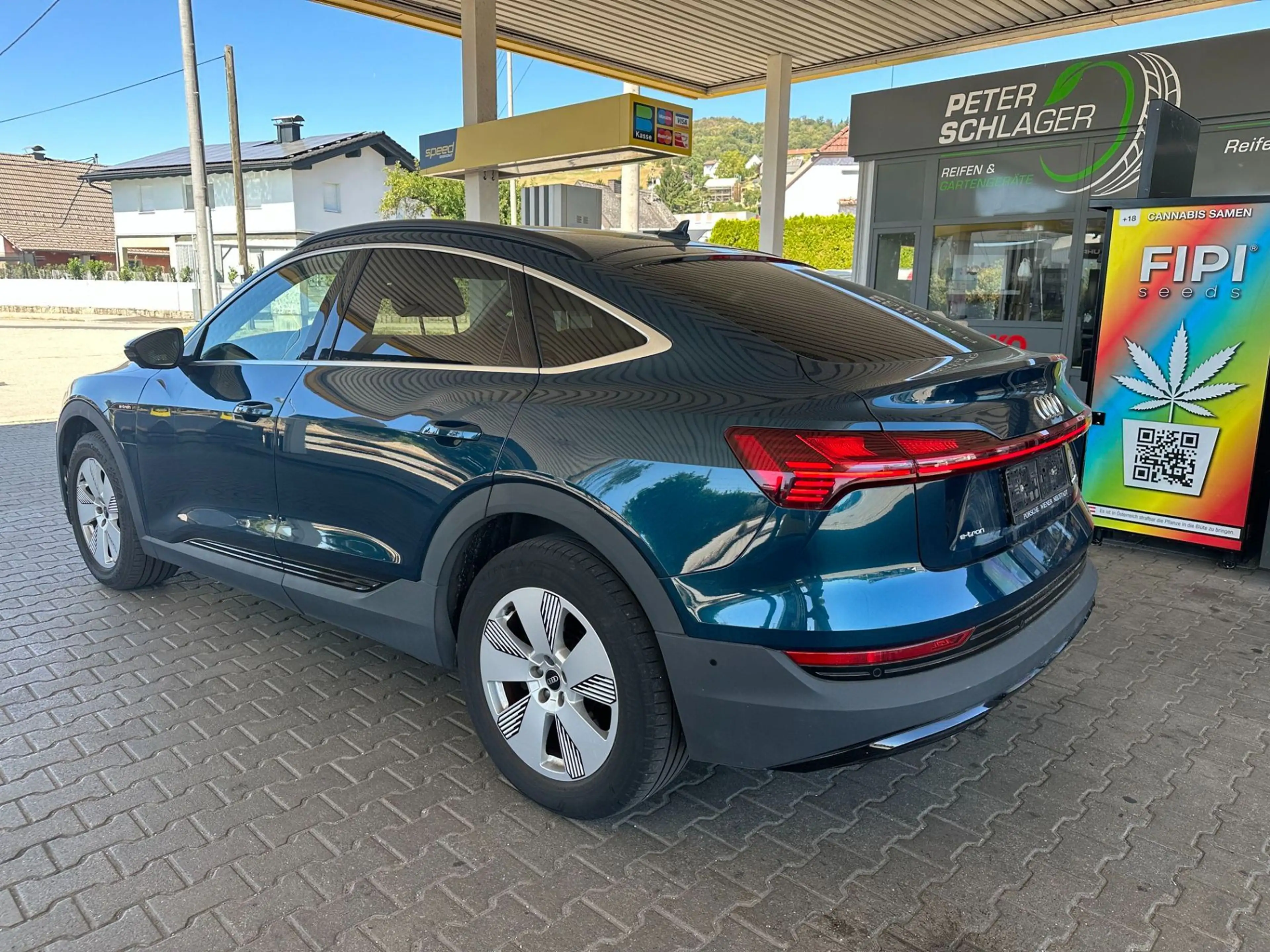 Audi e-tron SB 55 quattro 95kWh Business — photo 6
