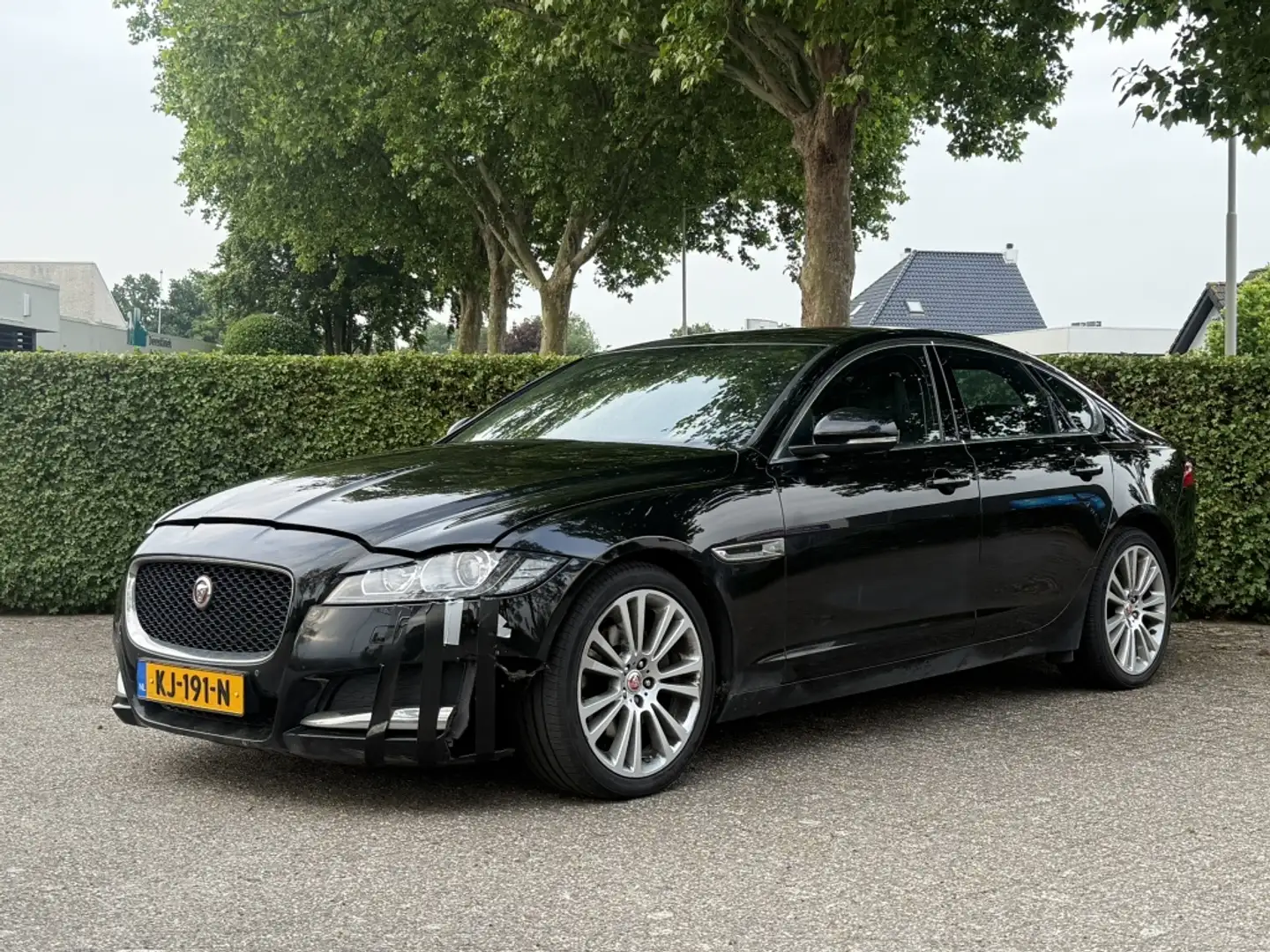 Jaguar XF 2.0d Portfolio let op zie beschijving! crna - 1