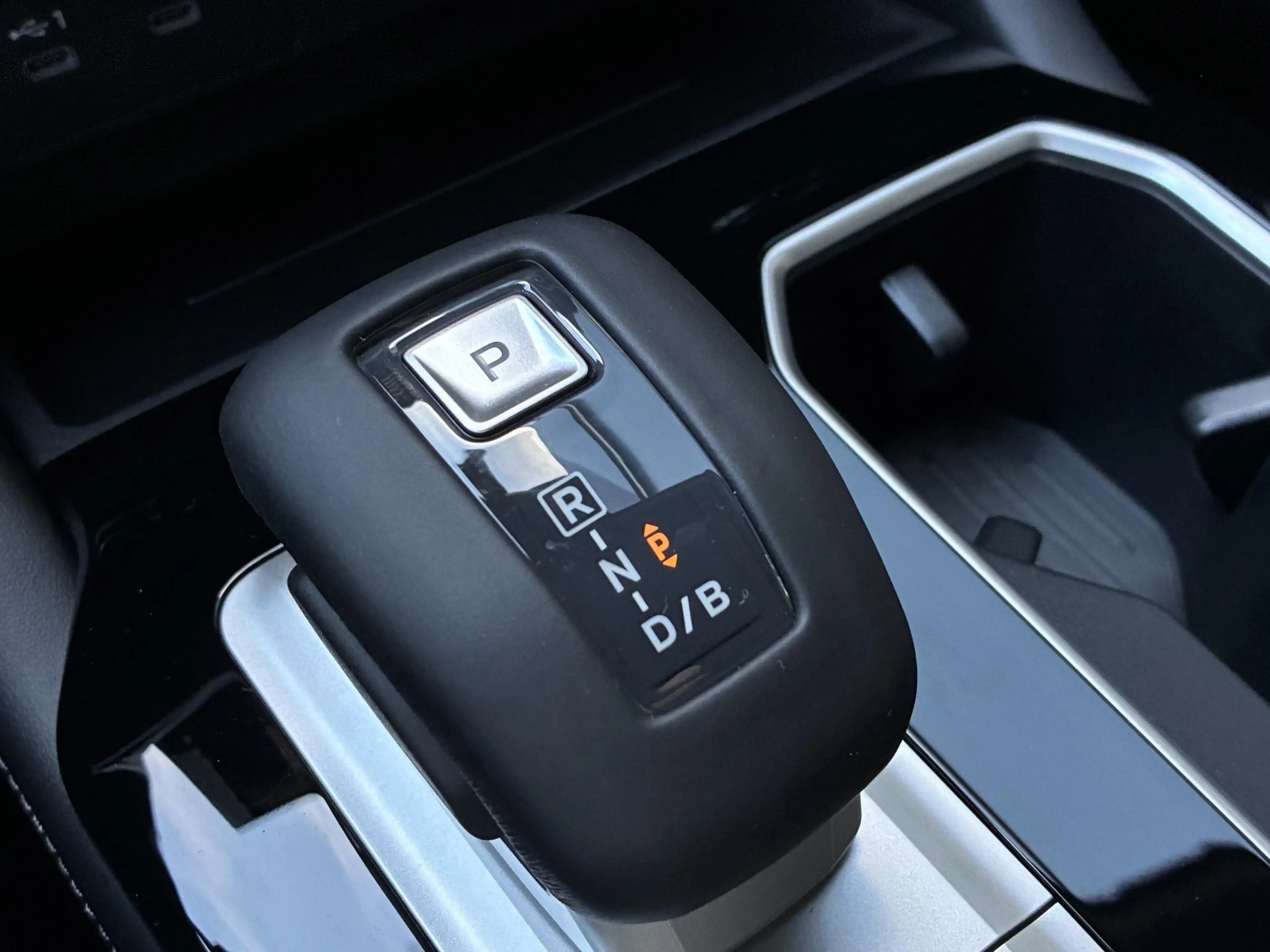 Mitsubishi Outlander 2.4 PHEV Black Edition NIEUW UIT VOORRAAD LEVERBAA — photo 24