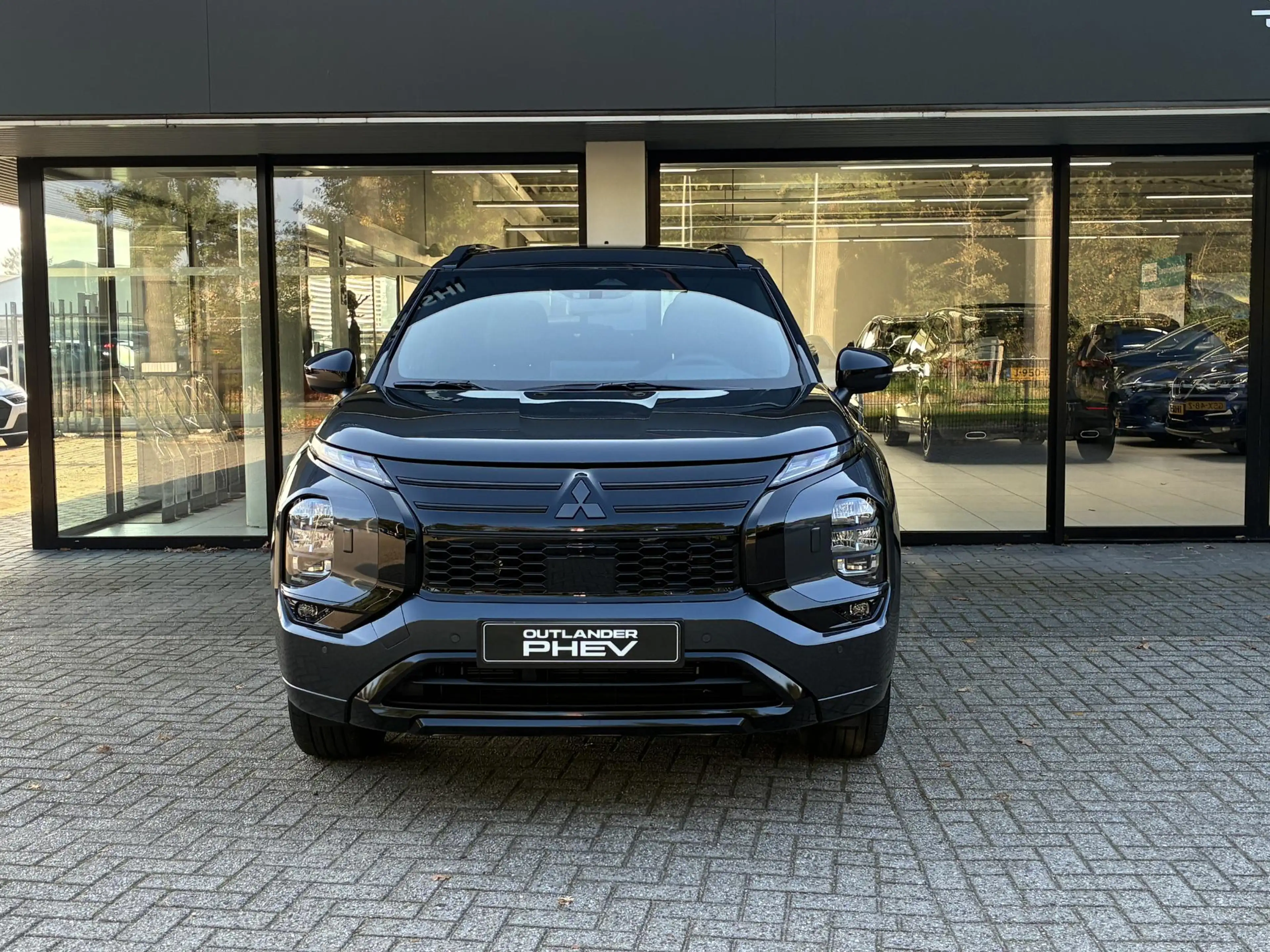 Mitsubishi Outlander 2.4 PHEV Black Edition NIEUW UIT VOORRAAD LEVERBAA — photo 8