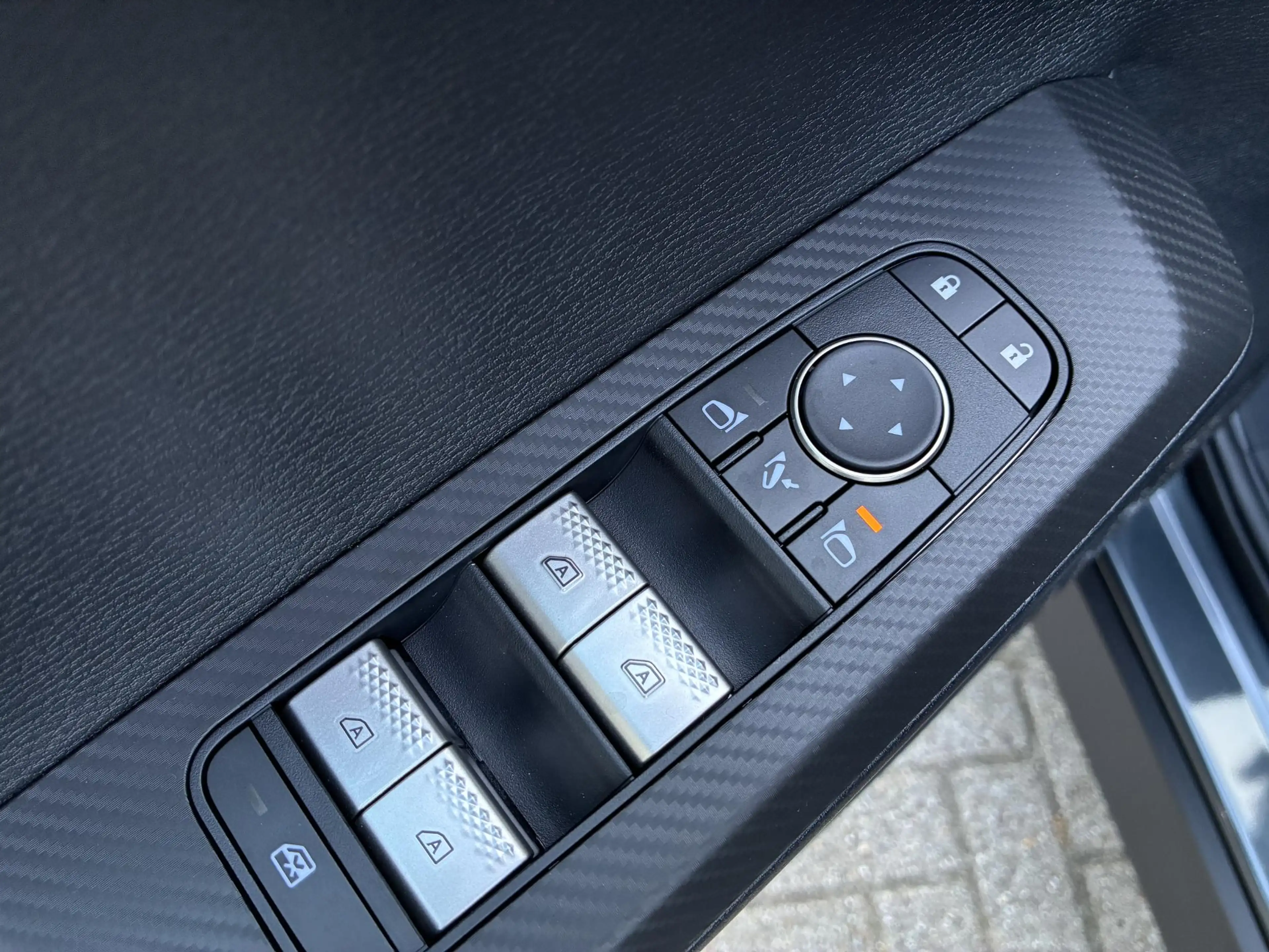 Mitsubishi Outlander 2.4 PHEV Black Edition NIEUW UIT VOORRAAD LEVERBAA — photo 45