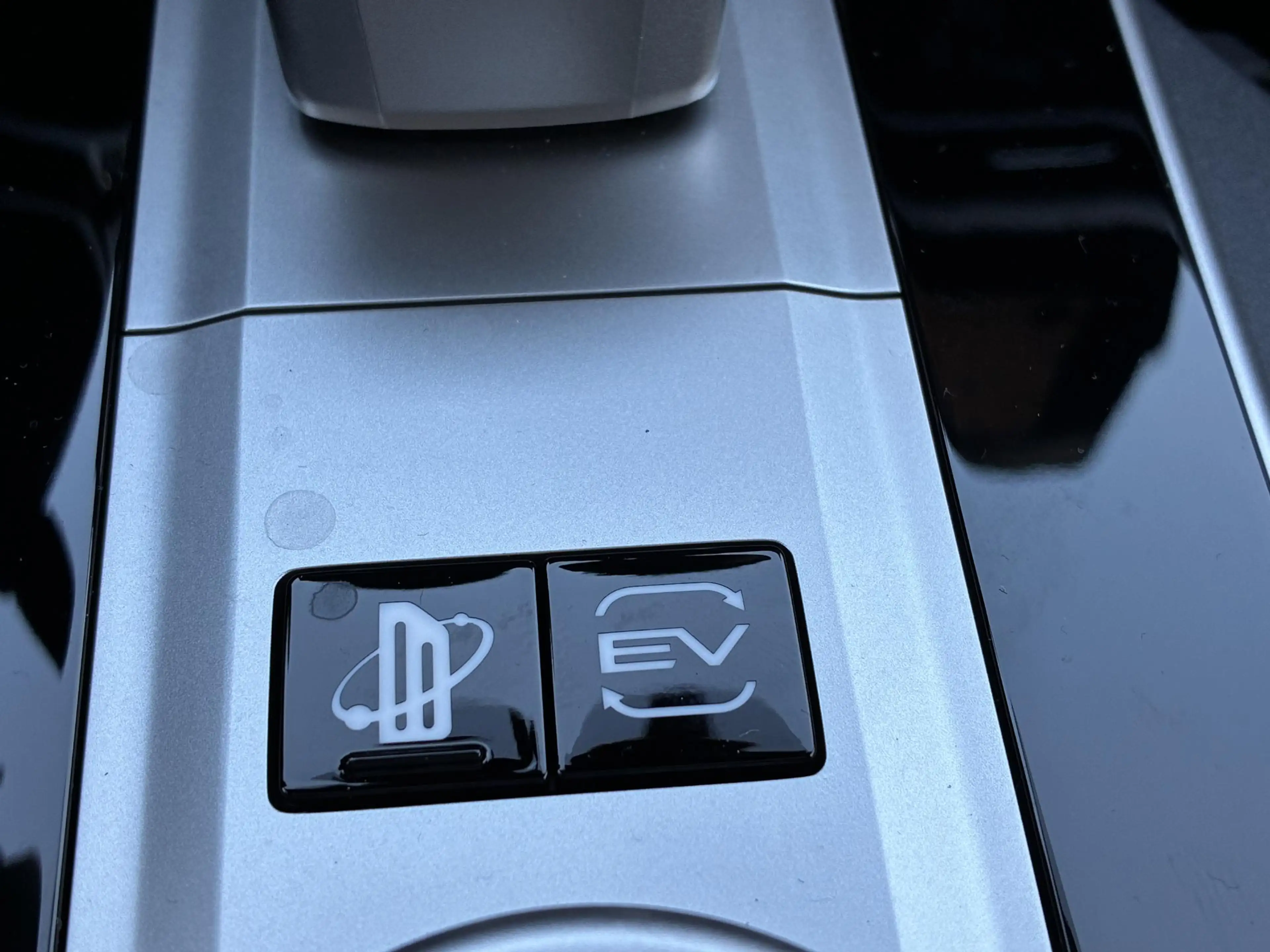 Mitsubishi Outlander 2.4 PHEV Black Edition NIEUW UIT VOORRAAD LEVERBAA — photo 36