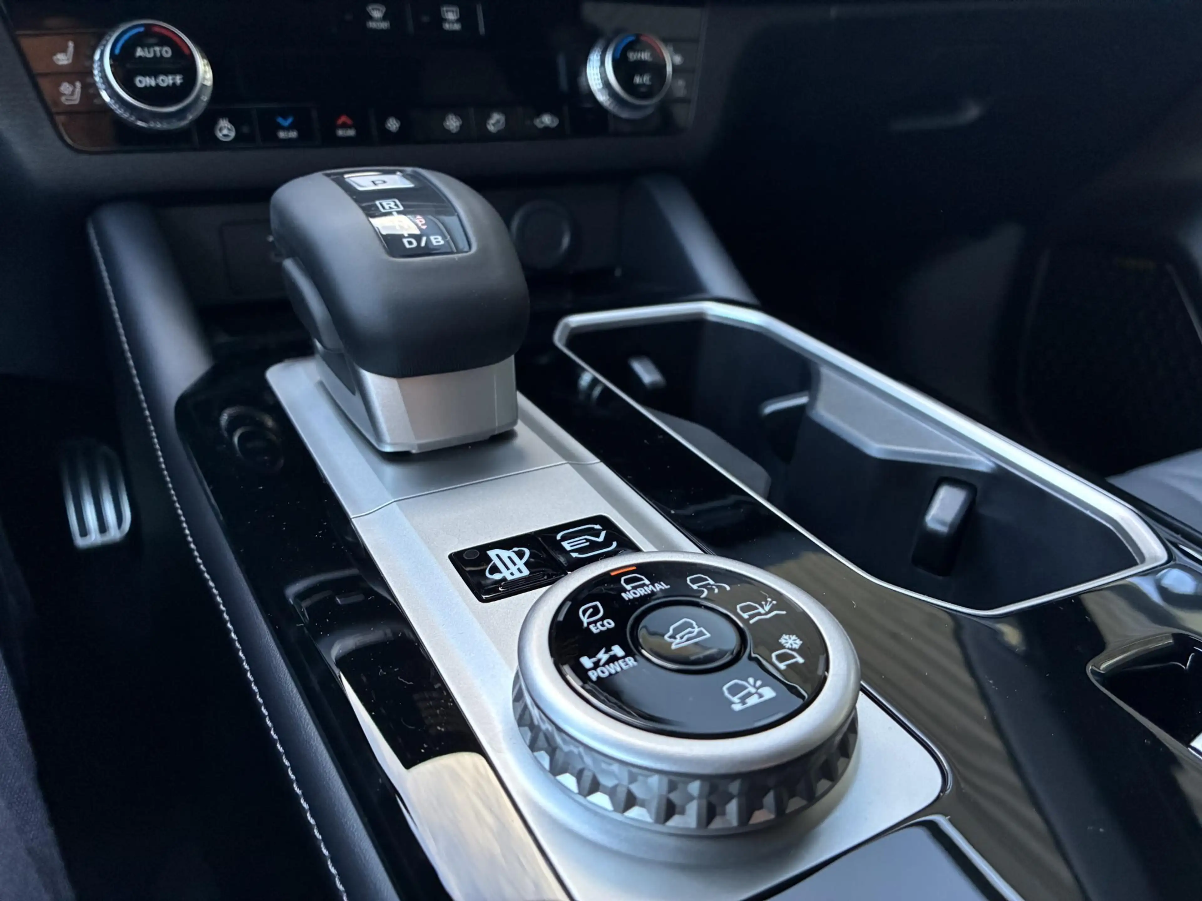 Mitsubishi Outlander 2.4 PHEV Black Edition NIEUW UIT VOORRAAD LEVERBAA — photo 23