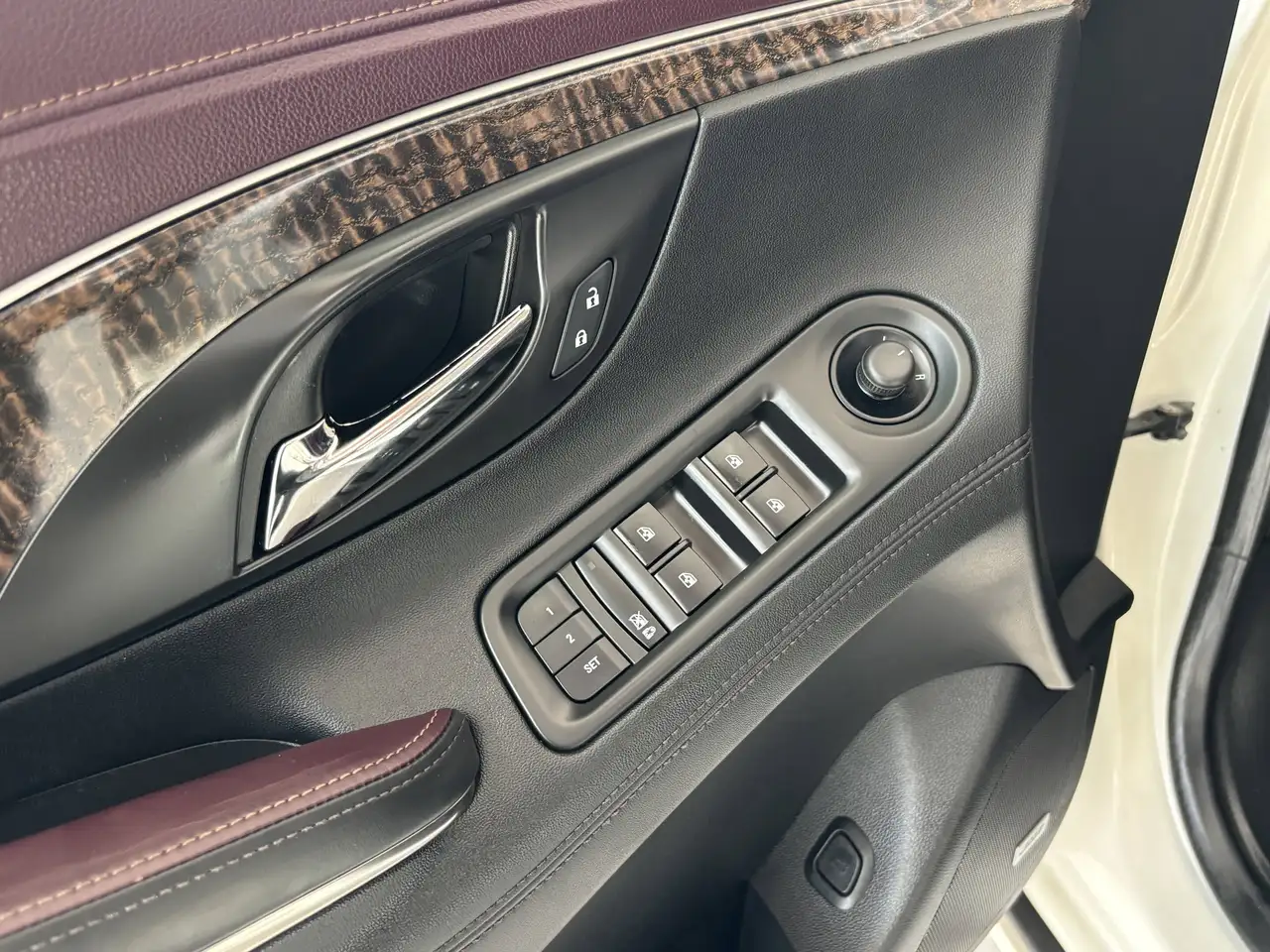 Buick Lacrosse снимка Buick Lacrosse