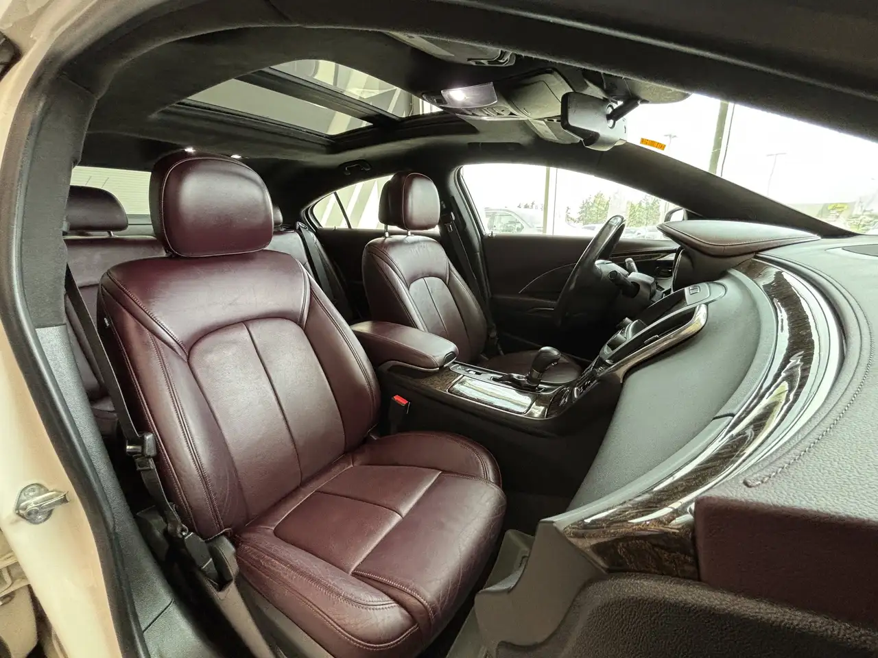 Buick Lacrosse снимка Buick Lacrosse