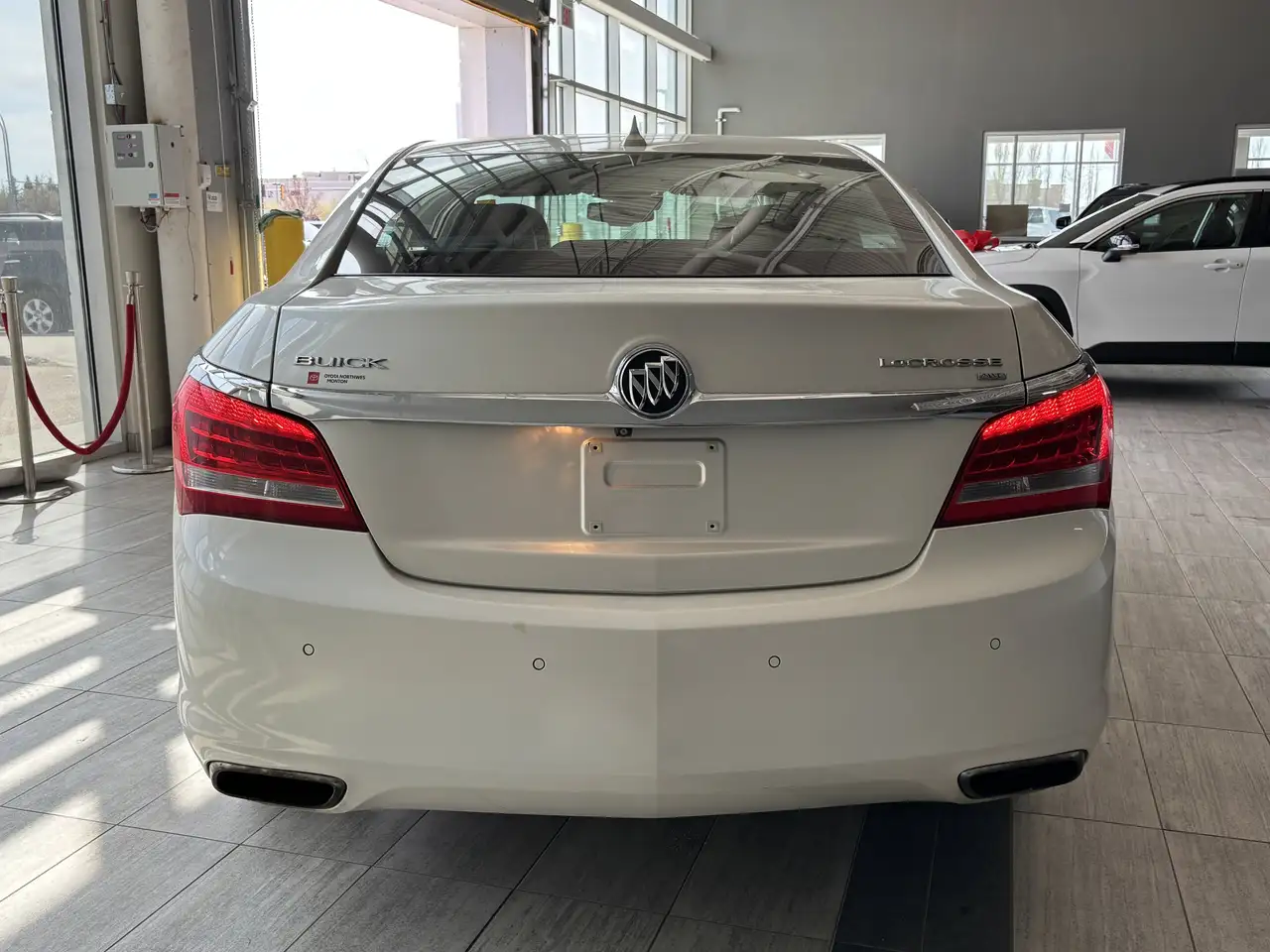 Buick Lacrosse снимка Buick Lacrosse