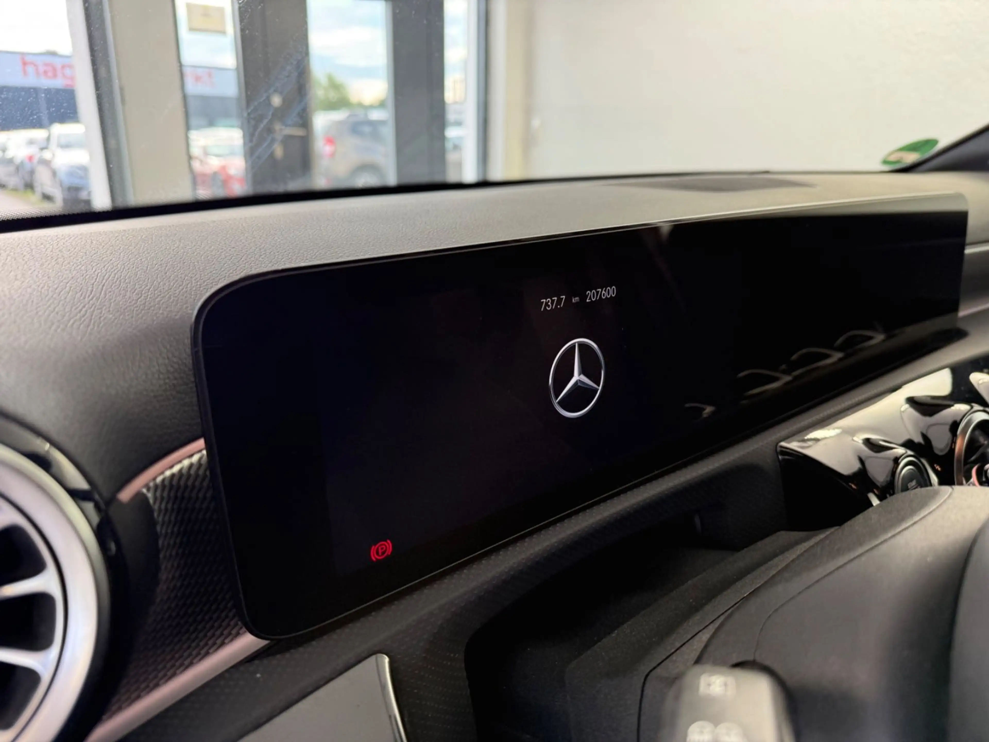 Mercedes-Benz A 180 d Progressive*Kamera*LED*KEYLESS GO*AHK* — photo 10