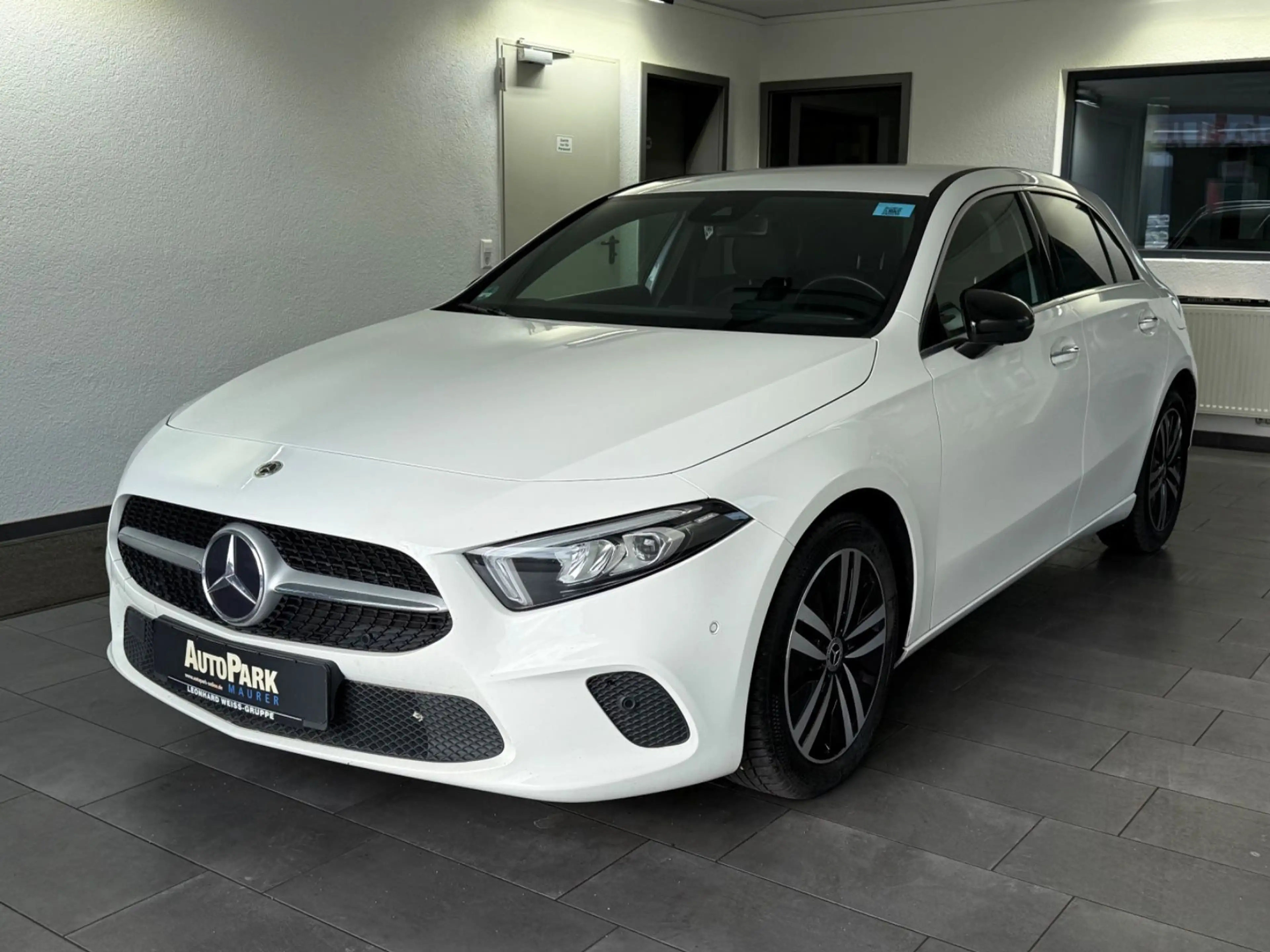 Mercedes-Benz A 180 d Progressive*Kamera*LED*KEYLESS GO*AHK* — photo 2