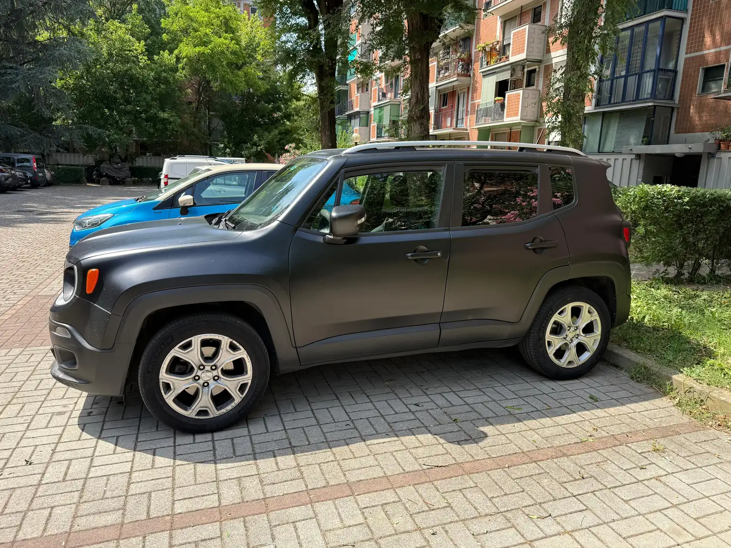 Jeep Renegade Renegade 2.0 mjt Limited 4wd 140cv auto Nero - 2