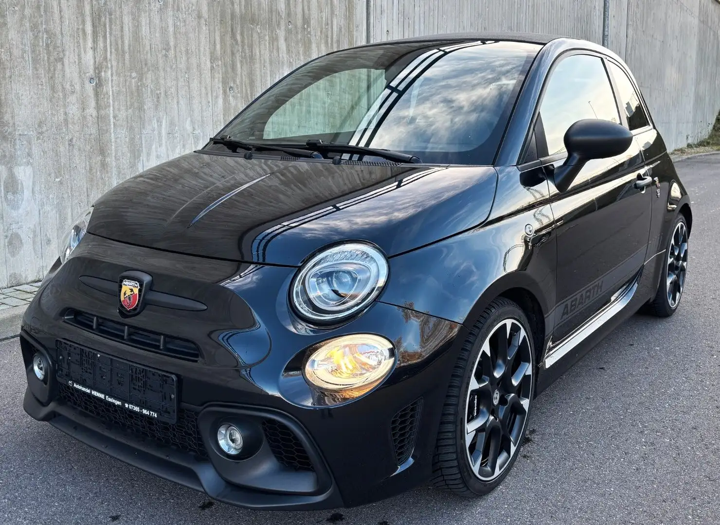 Abarth 500 Cabrio 595 C Competizione Schwarz - 1