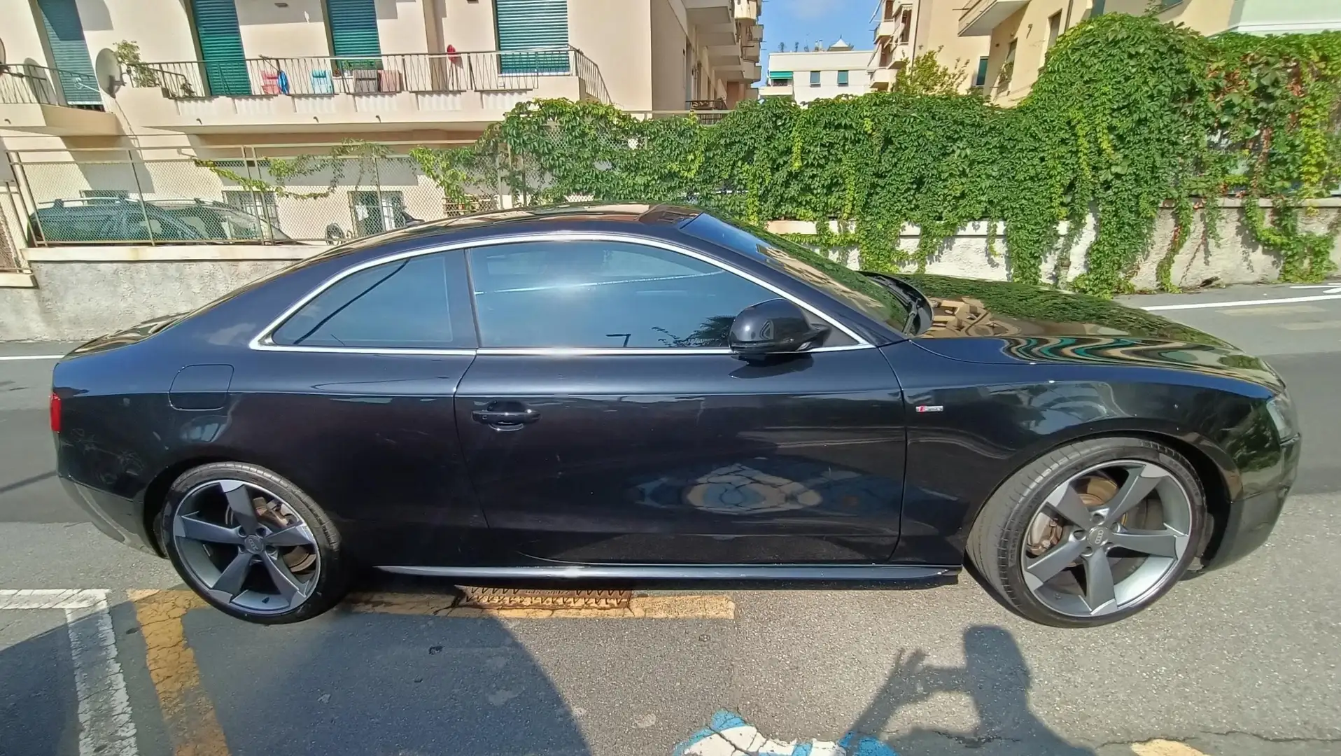 Audi A5 Coupe 3.0 V6 tdi Ambiente quattro S-Line - 2