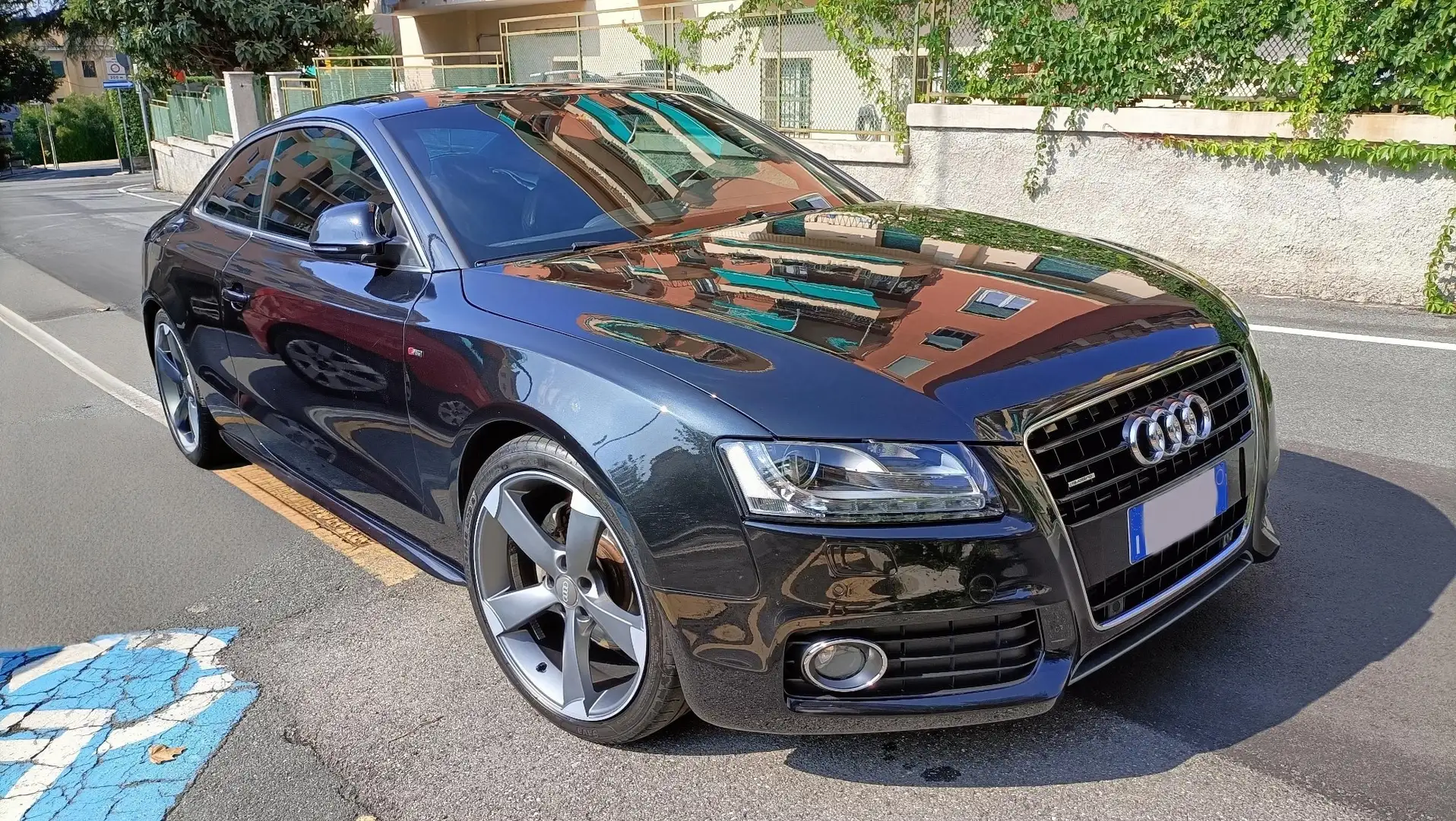 Audi A5 Coupe 3.0 V6 tdi Ambiente quattro S-Line - 1