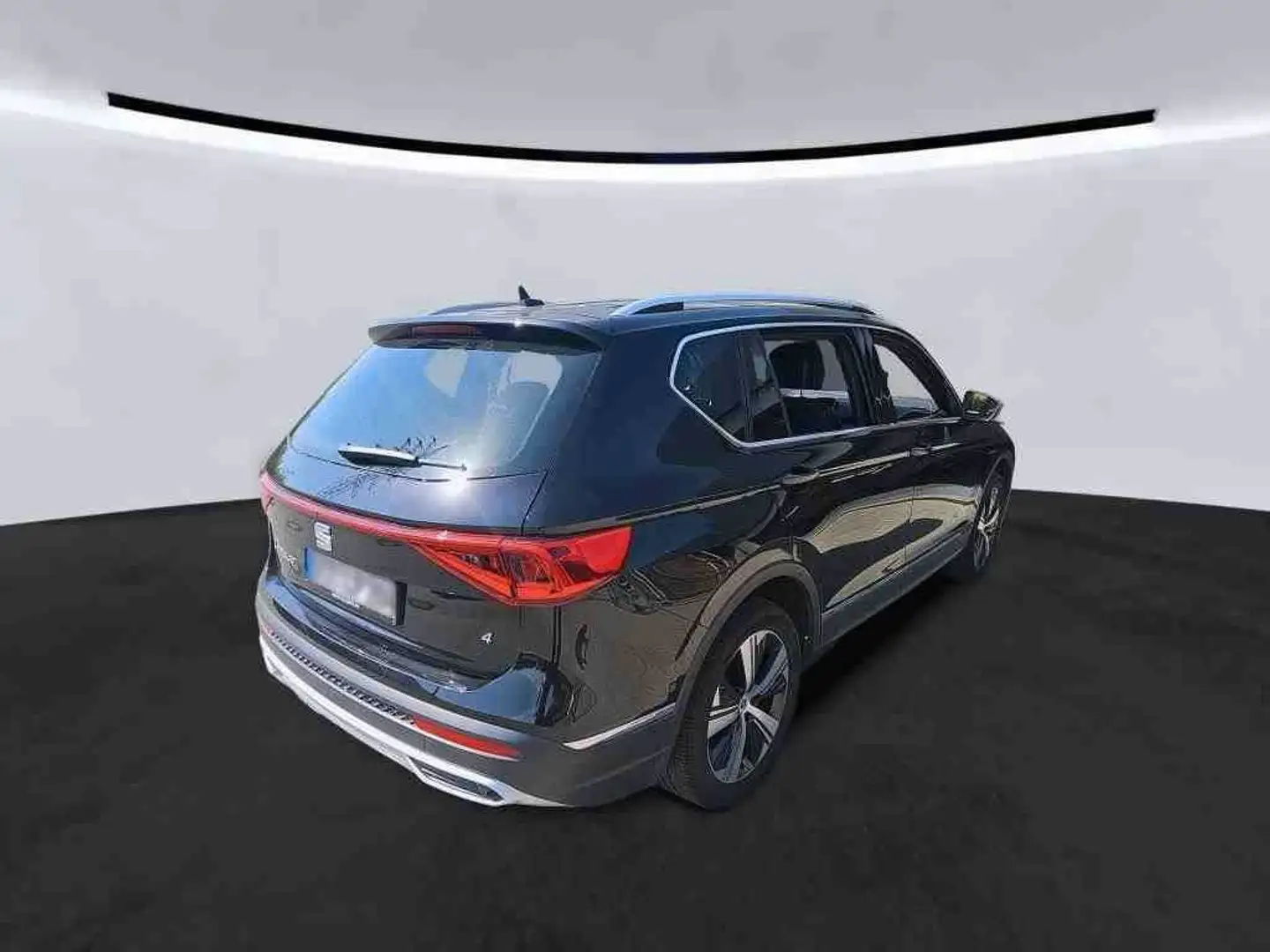 SEAT Tarraco Xcellence 4Drive2.0TDI DSG LED Navi AHK Schwarz - 2