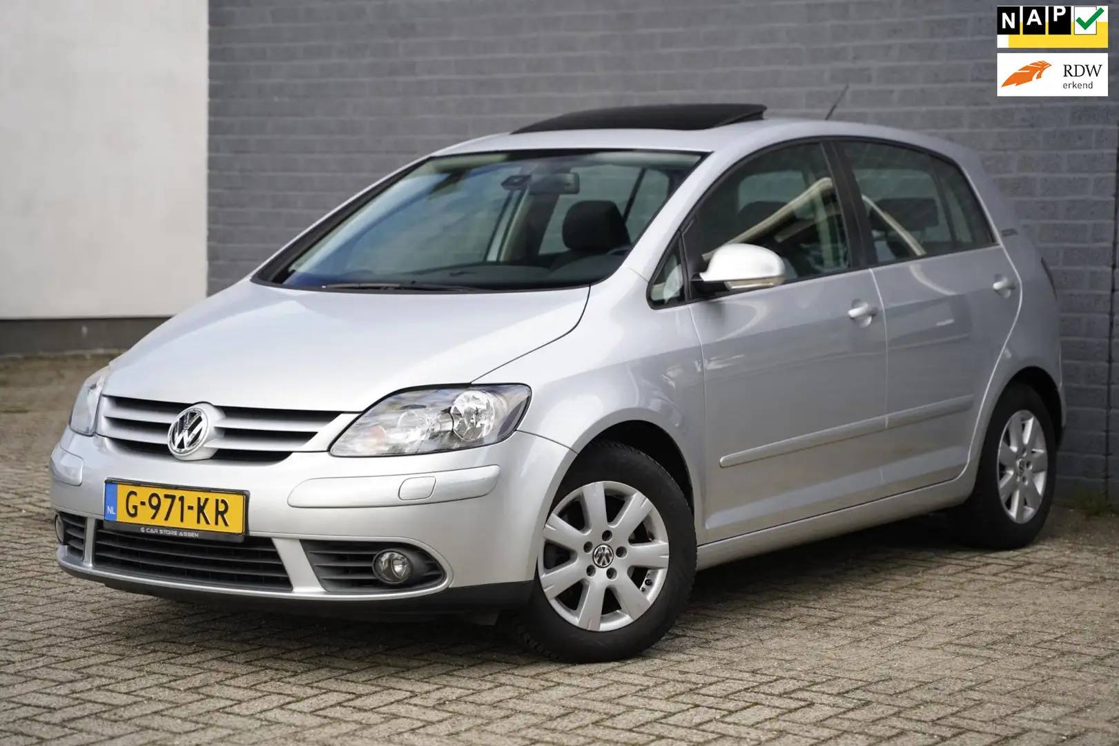 Volkswagen Golf Plus 1.6 FSI GOAL, Automaat, Navigatie, NAP Grijs - 1
