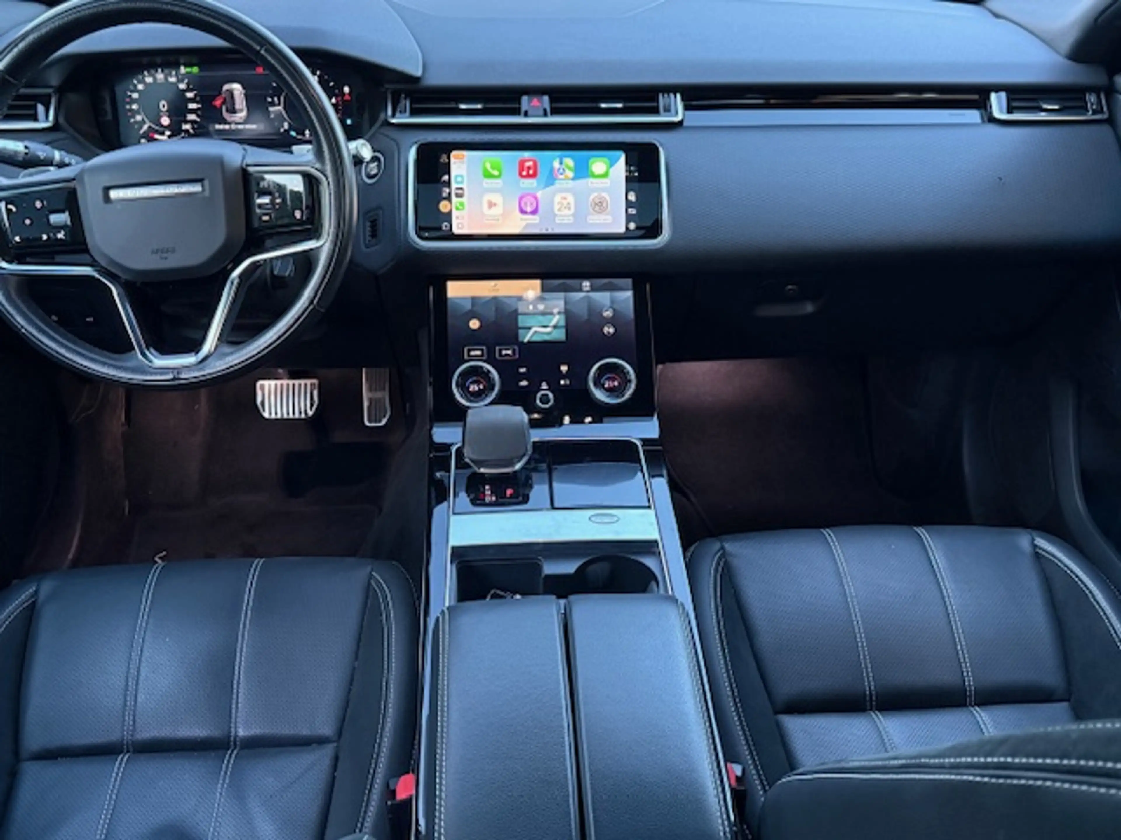 Land Rover Range Rover Velar Velar 2.0 TD4 MHEV D200 R-Dynamic S Panodak Trekhaak Leder CarPlay Btw wagen — photo 5