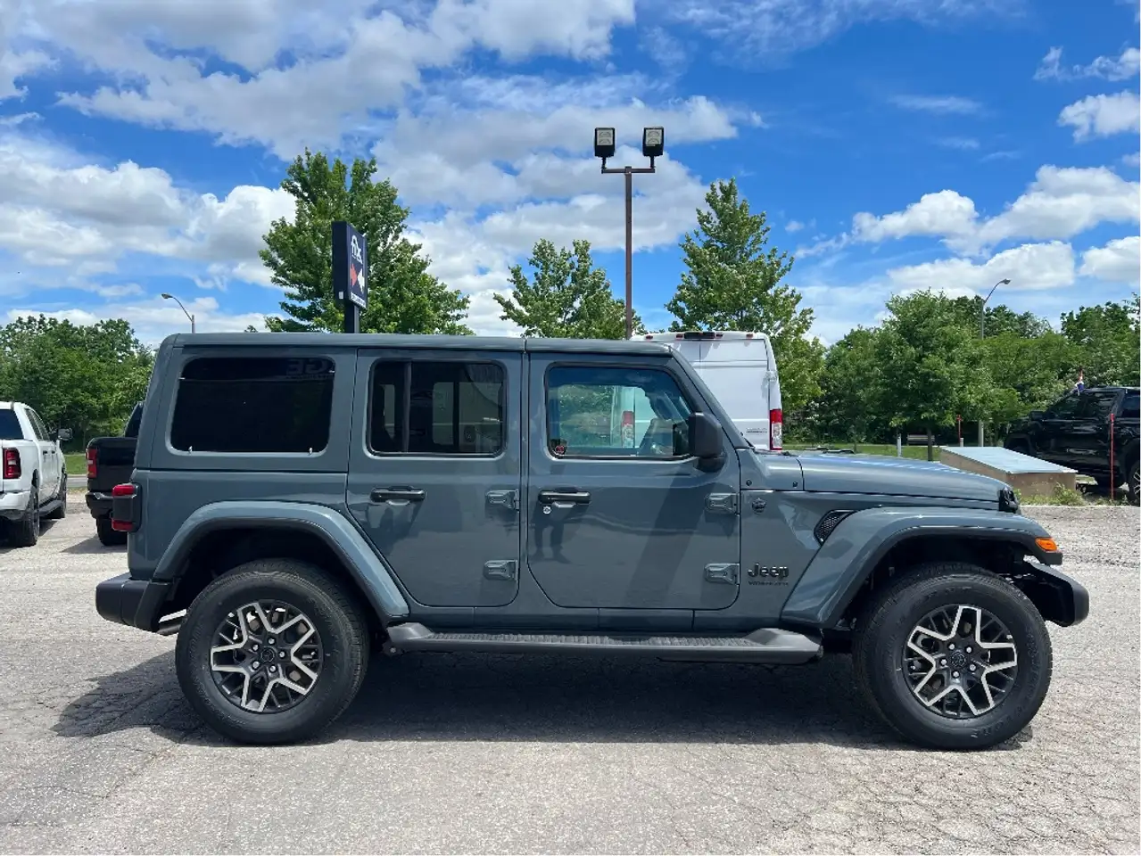 Jeep Wrangler снимка Jeep Wrangler