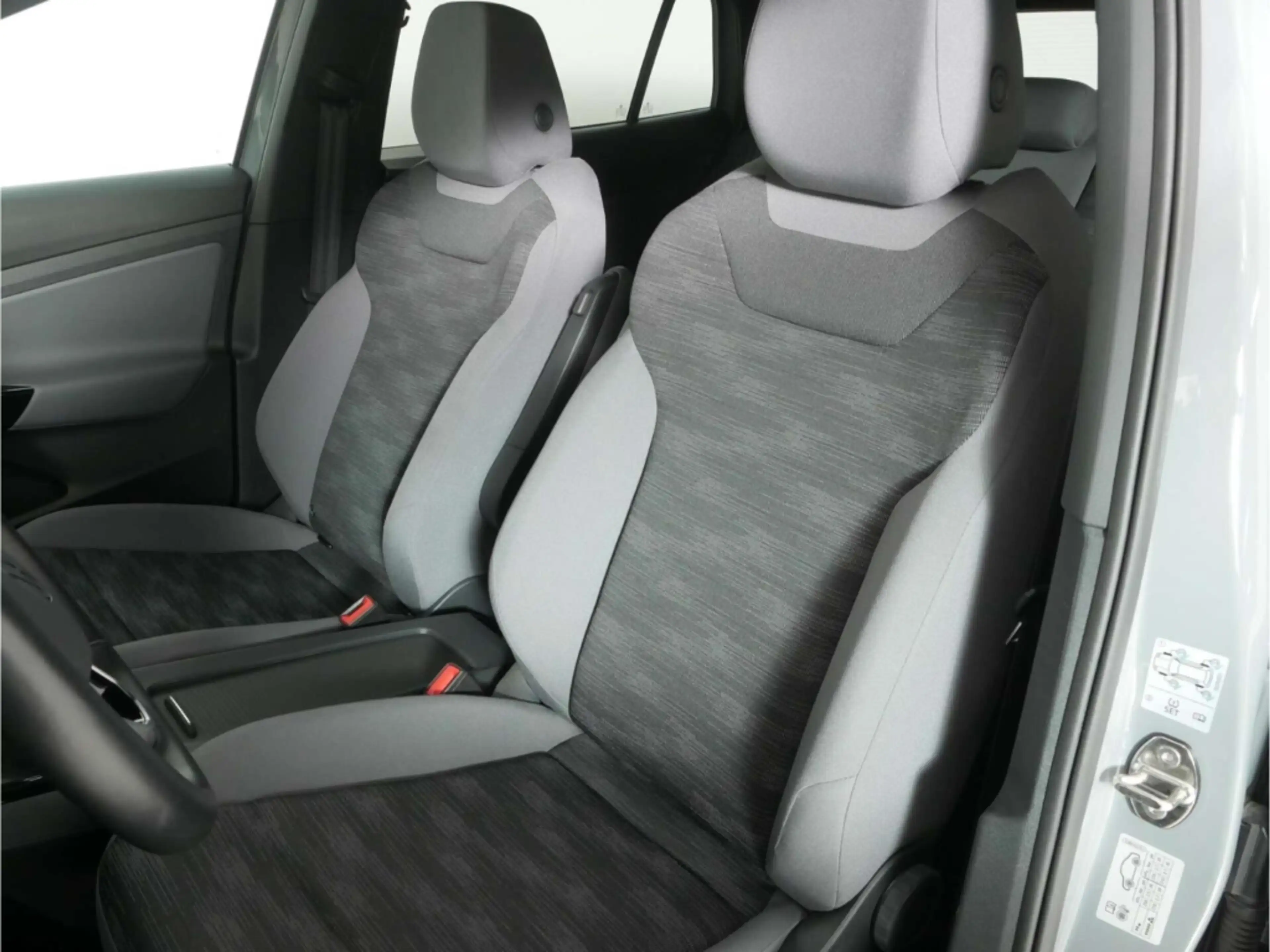 Volkswagen ID.5 Pro Performance 77 kWh — photo 14