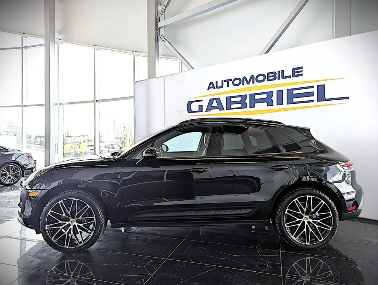Porsche Macan снимка Porsche Macan