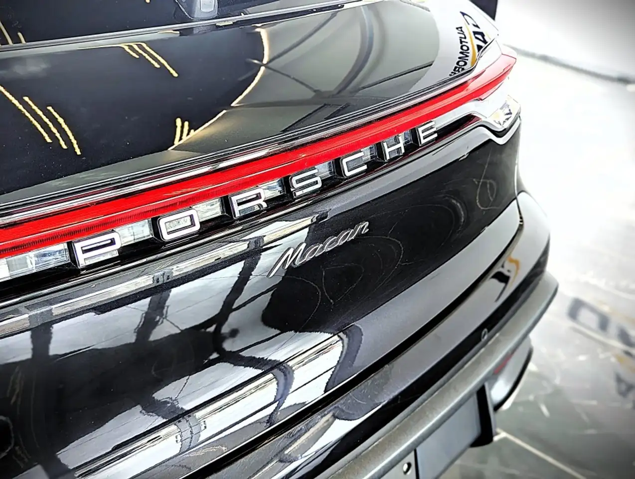Porsche Macan снимка Porsche Macan
