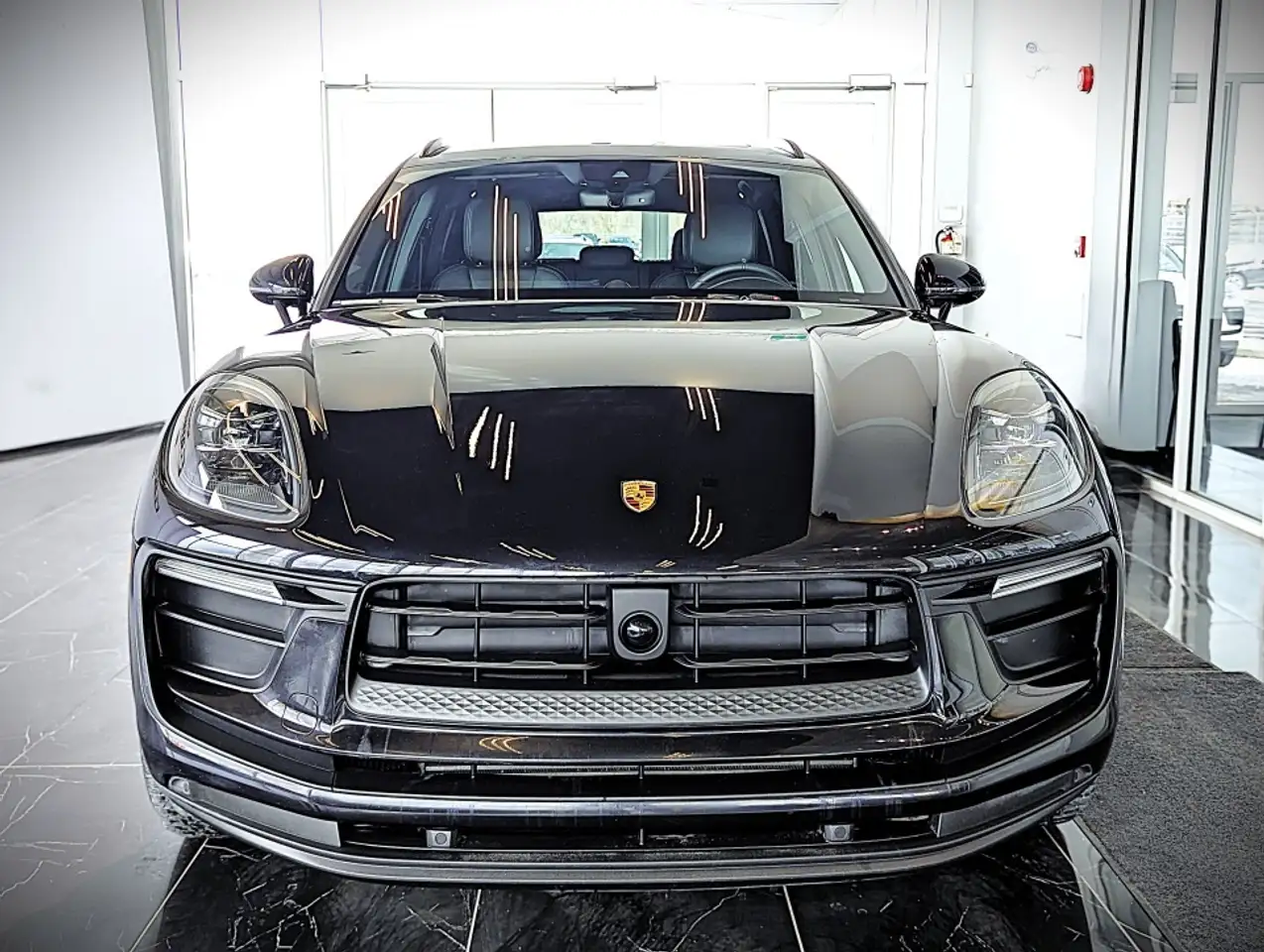 Porsche Macan снимка Porsche Macan