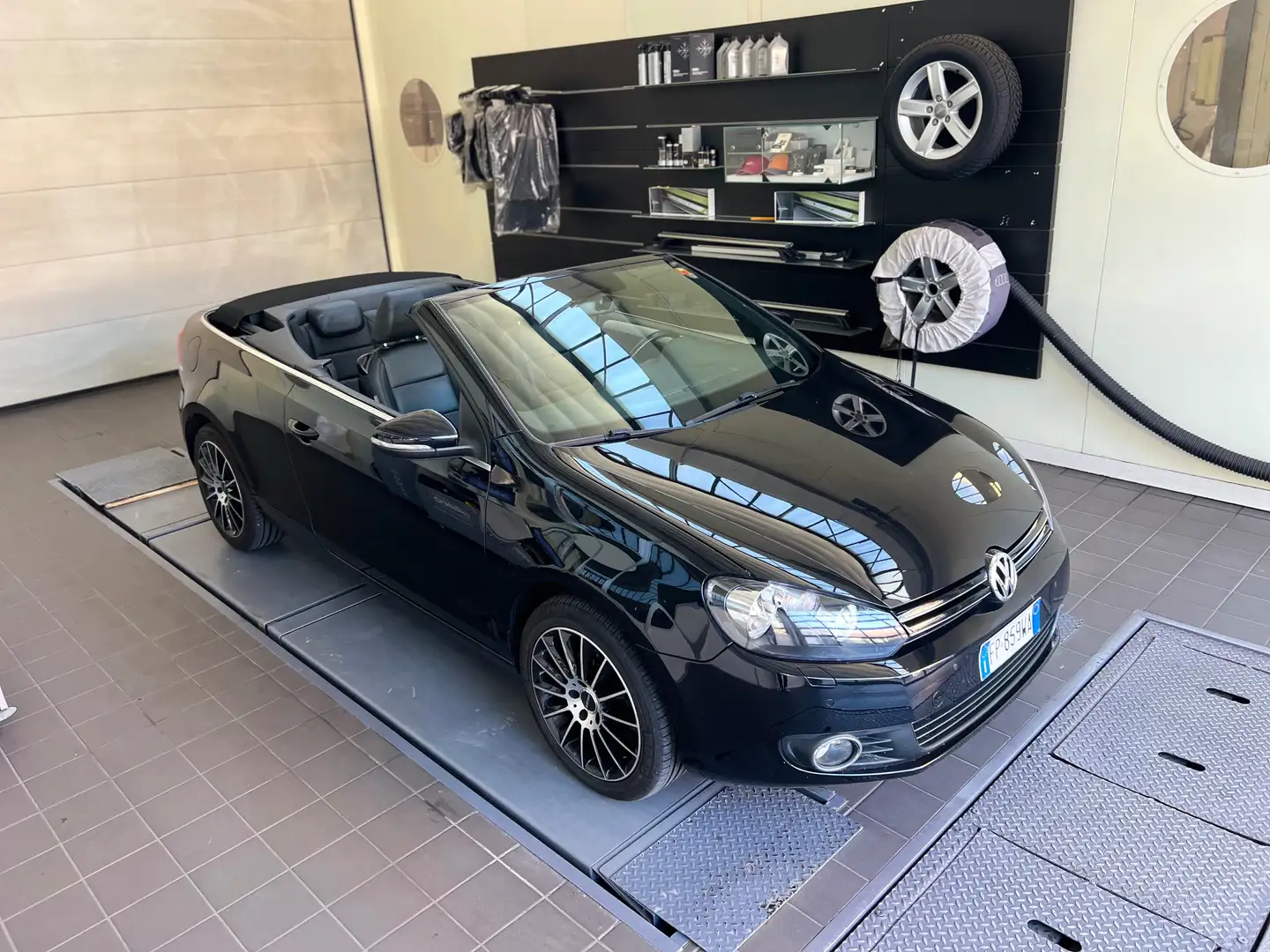 Volkswagen Golf VI 2008 1.6 tdi 105cv Nero - 1