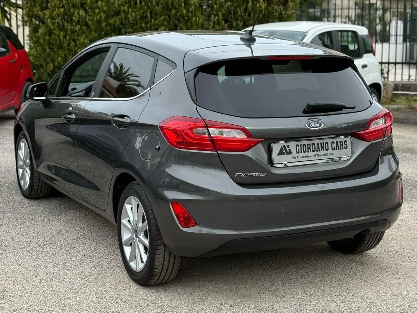 Ford Fiesta Fiesta 5p 1.5 ecoblue (tdci) Titanium 85cv my19 Grijs - 2