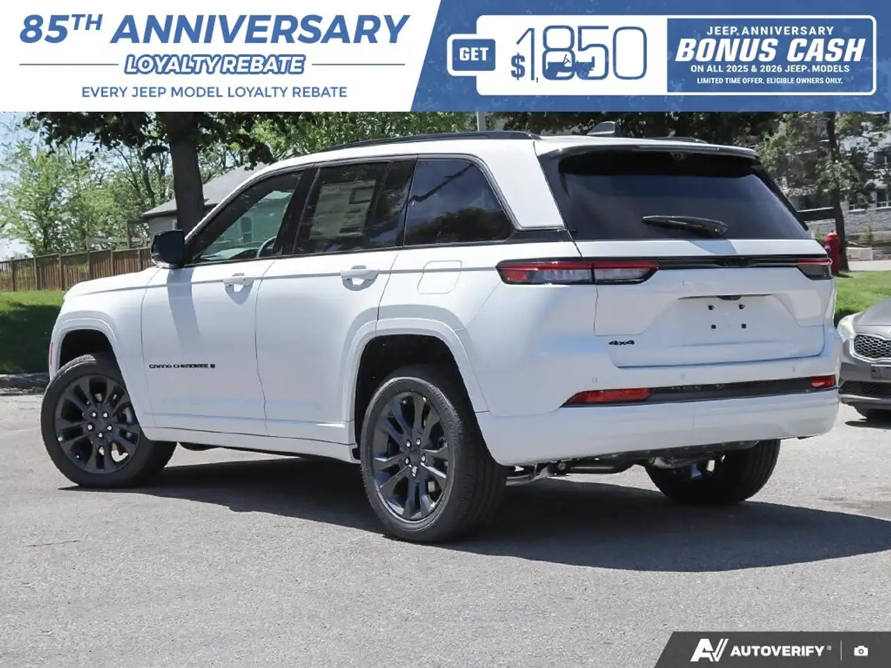 Jeep Grand Cherokee photo Jeep Grand Cherokee