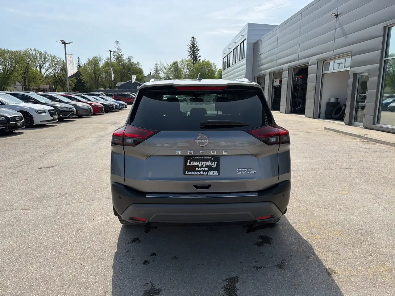 Nissan Rogue снимка Nissan Rogue
