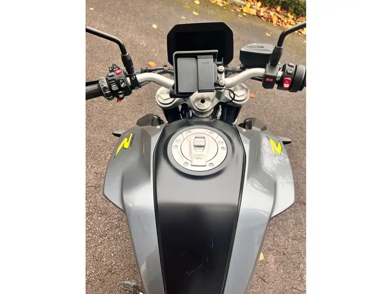 BMW F 900 R - foto 7