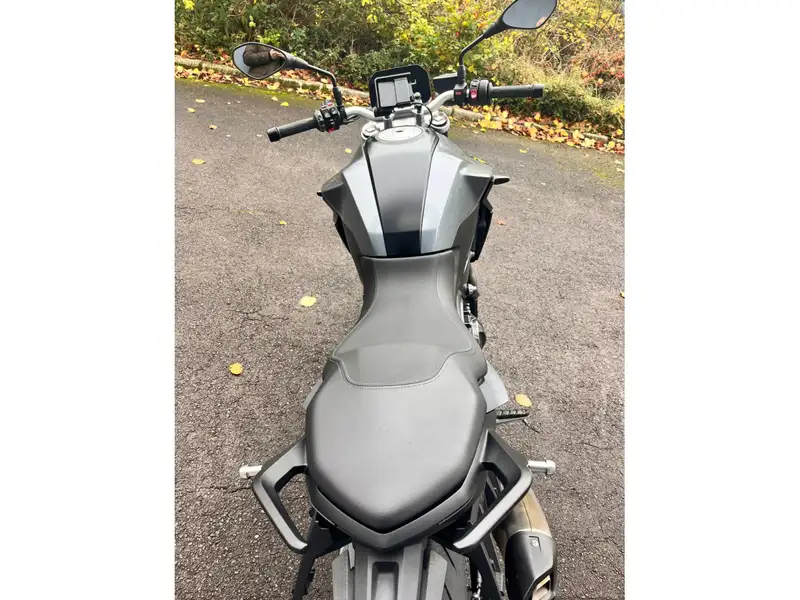 BMW F 900 R - foto 8