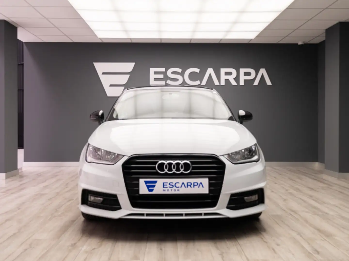 Audi A1 Sportback 1.0 TFSI Adrenalin Wit - 2