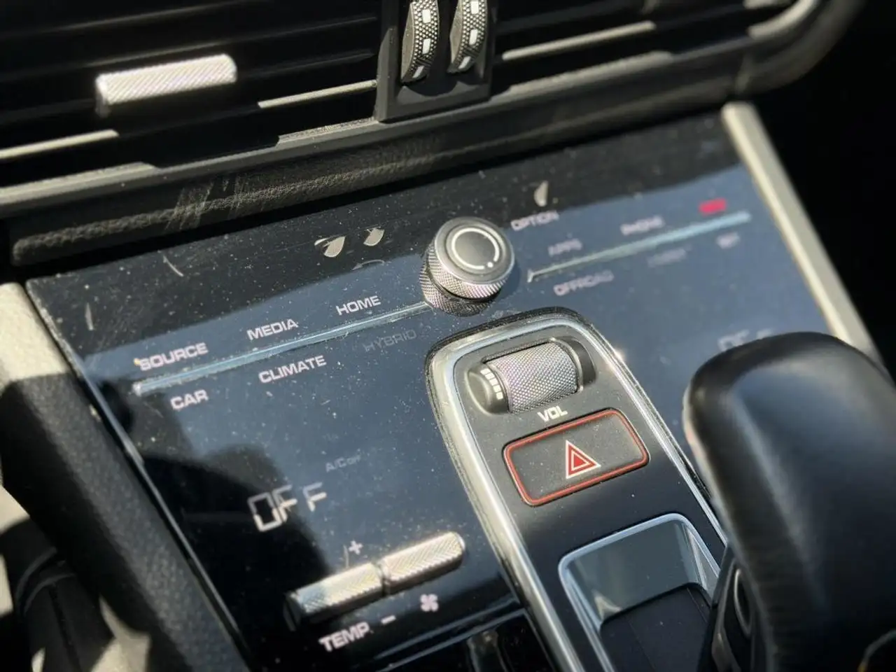 Porsche Cayenne снимка Porsche Cayenne