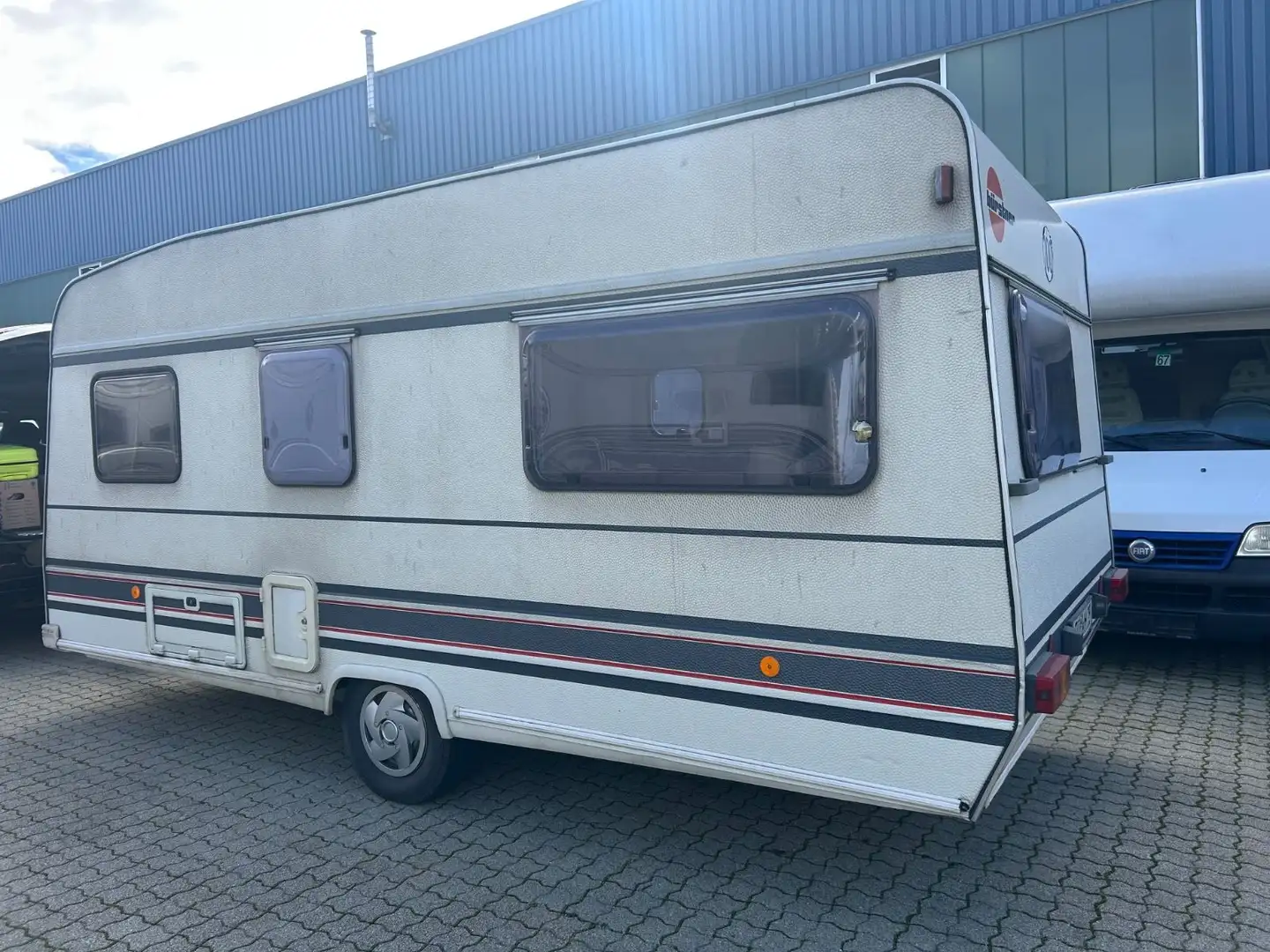 Bürstner 4304 Holiday /Gepflegter Zustand - 2