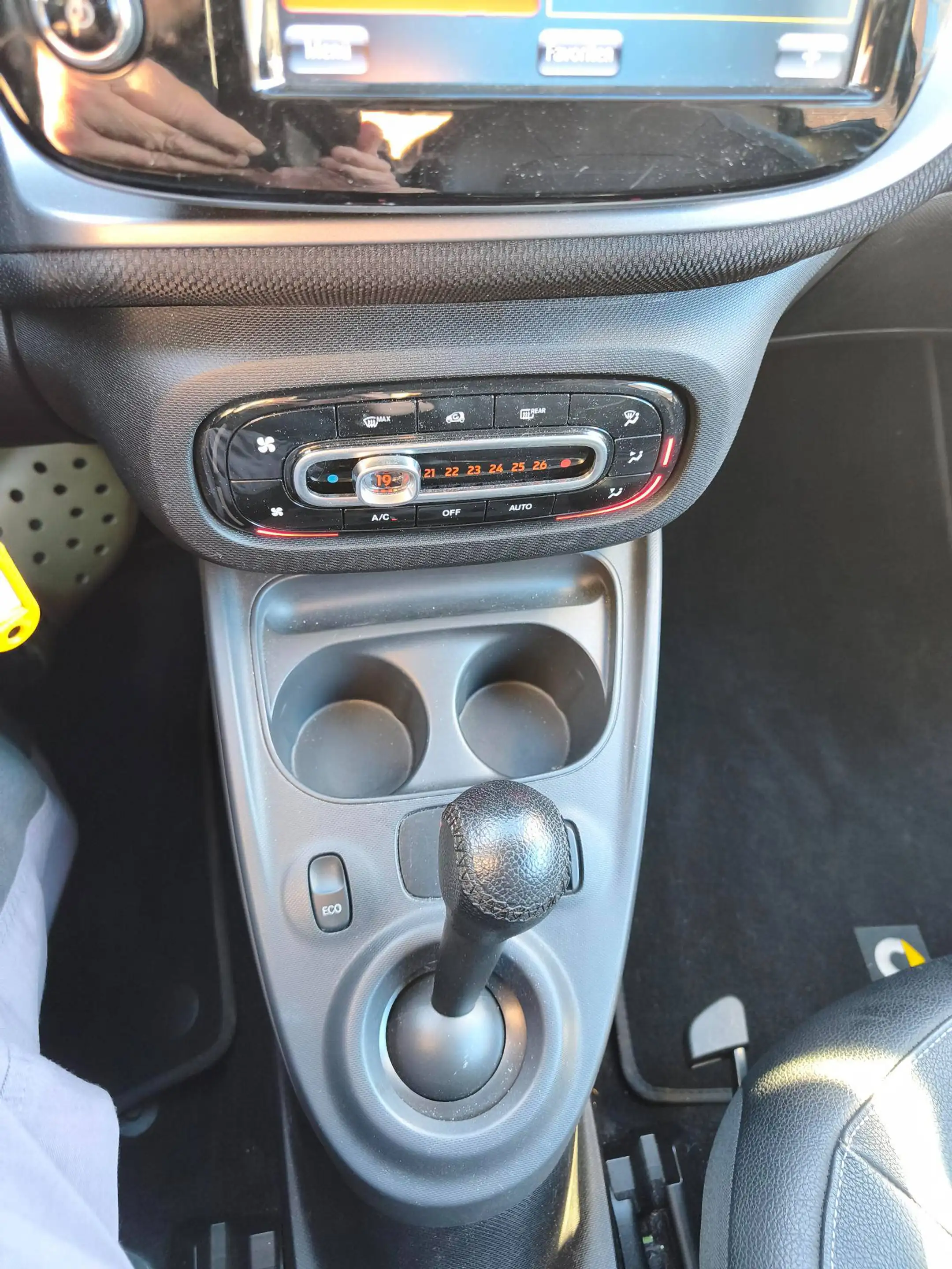 smart forTwo electric drive / EQ (453.391) — photo 9