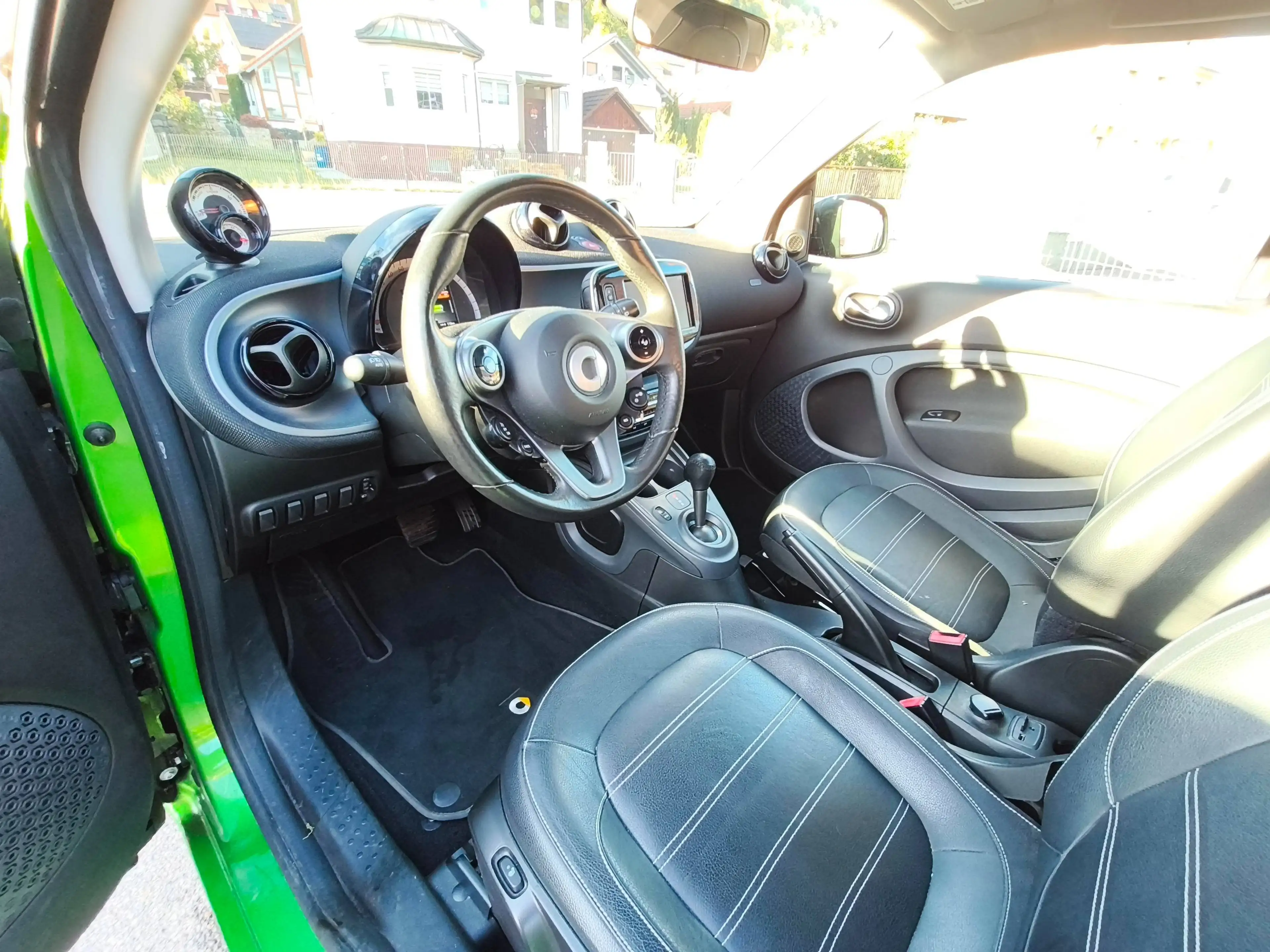 smart forTwo electric drive / EQ (453.391) — photo 7