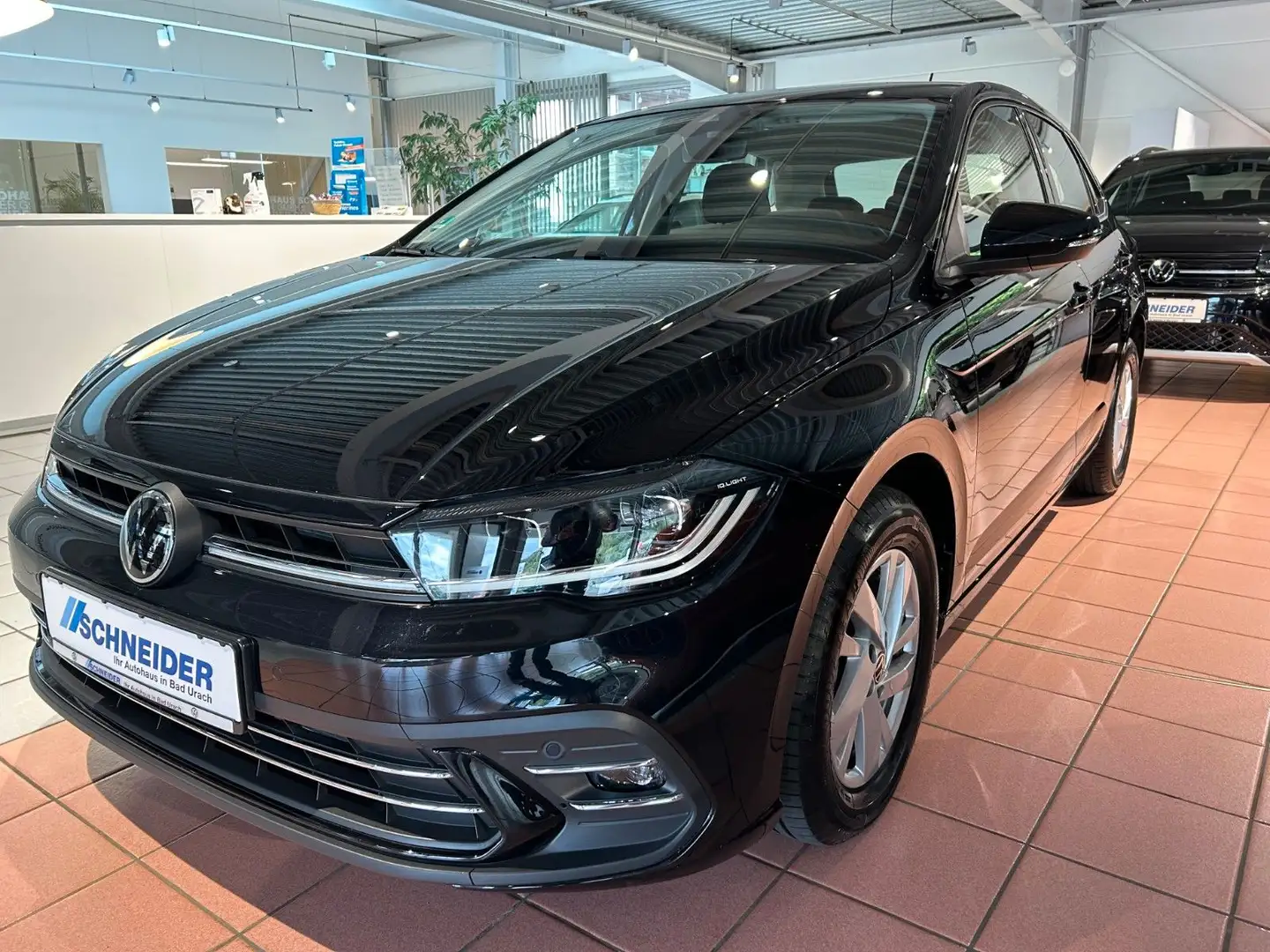 Volkswagen Polo 1.0 DSG Style*IQ-MATRIX*AHK*APP-CON* Schwarz - 1