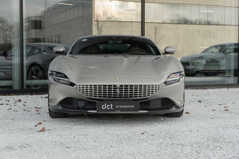 Ferrari Roma 3.9 V8 Grigio INGRID Full Carbon Passenger Display — photo 2