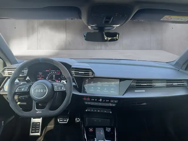 Audi RS3 Audi RS 3 Limousine performance Ansicht 15