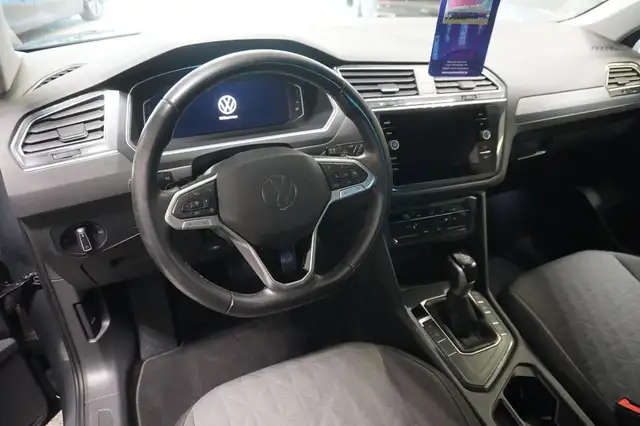 Volkswagen Tiguan view 7