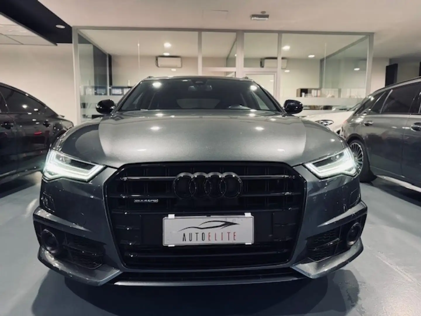 Audi A6 Avant 3.0 TDI 326CV COMPETITION+BLACK EDITION Grigio - 2