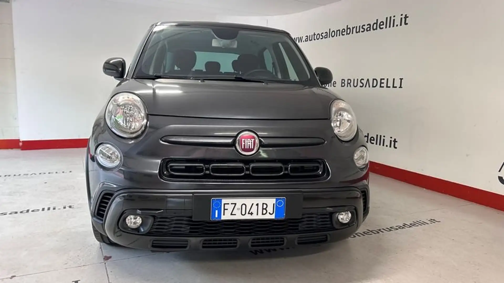 Fiat 500L 500L 1.4 95 CV S&S Cross NAVI CARPLAY RETROC. Gris - 2