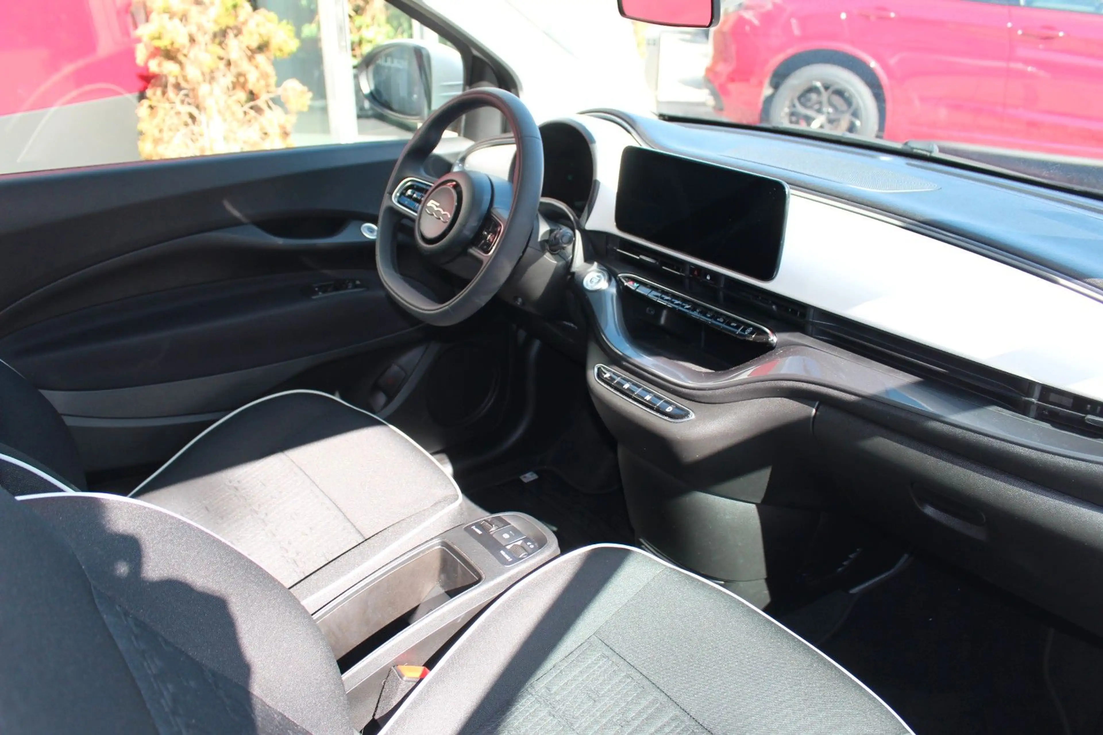 Fiat 500e CARPLAY SOH 96,1% — photo 5