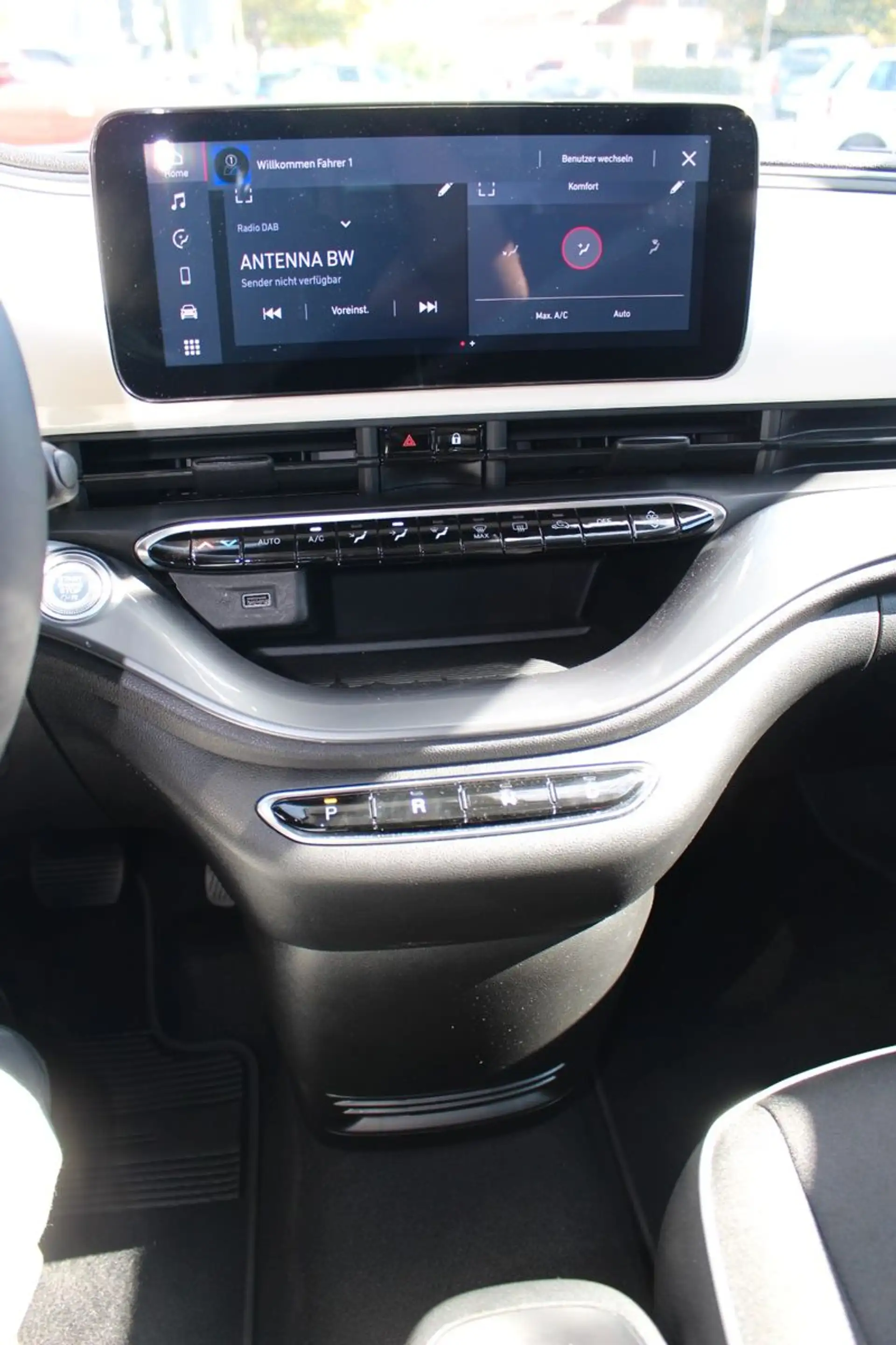Fiat 500e CARPLAY SOH 96,1% — photo 13