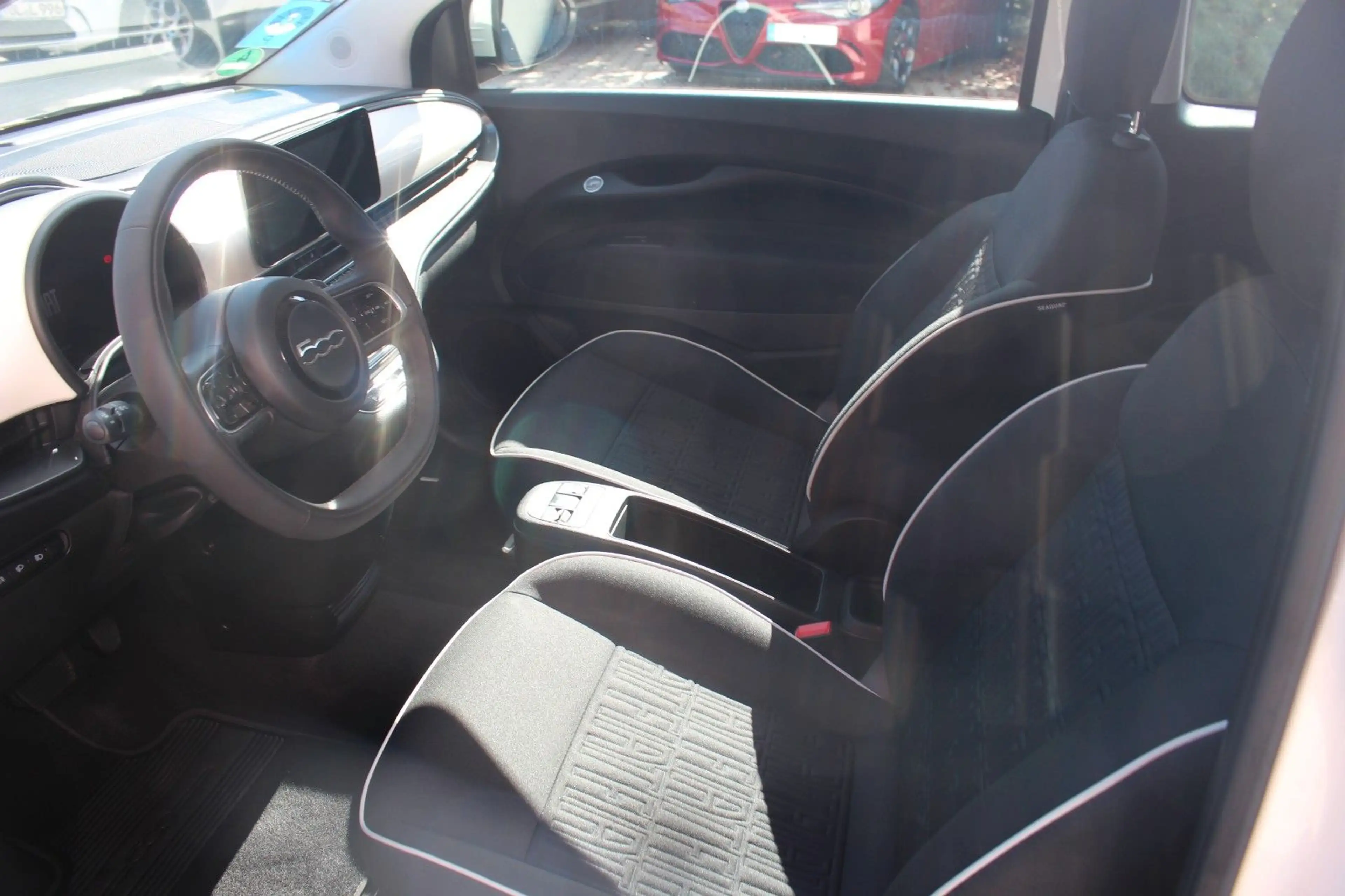 Fiat 500e CARPLAY SOH 96,1% — photo 8