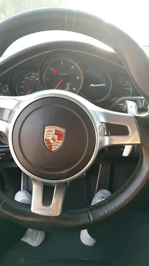 Porsche Panamera 3,0 Diesel Aut. Weiß - 2