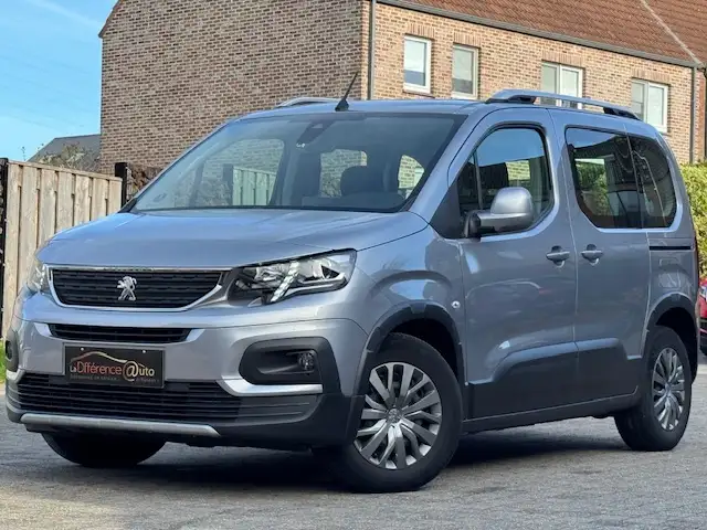Peugeot Rifter 1.2i - Allure - Clim - GPS - Bluetooth - VE - VC